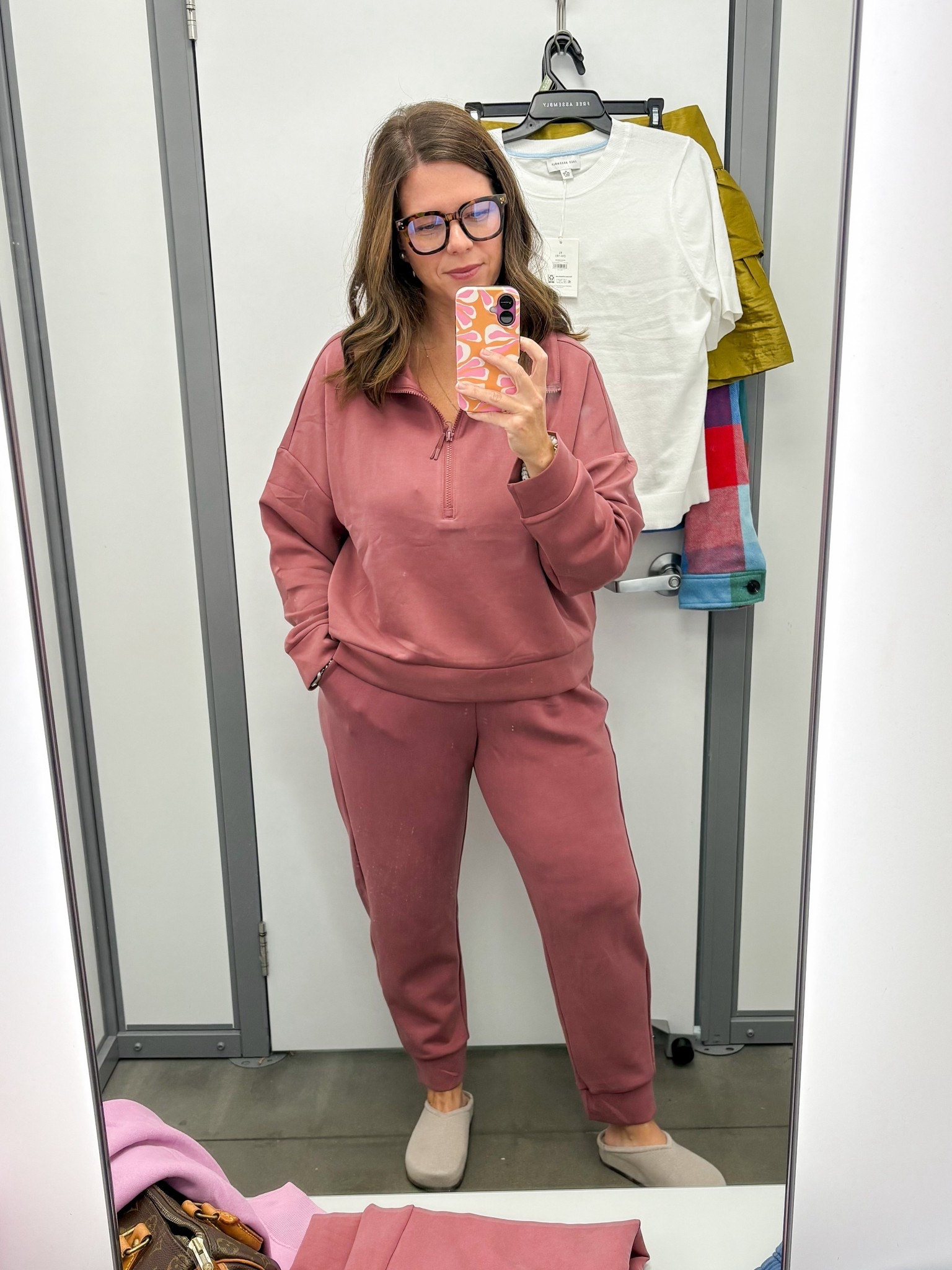 XL top, L bottom 