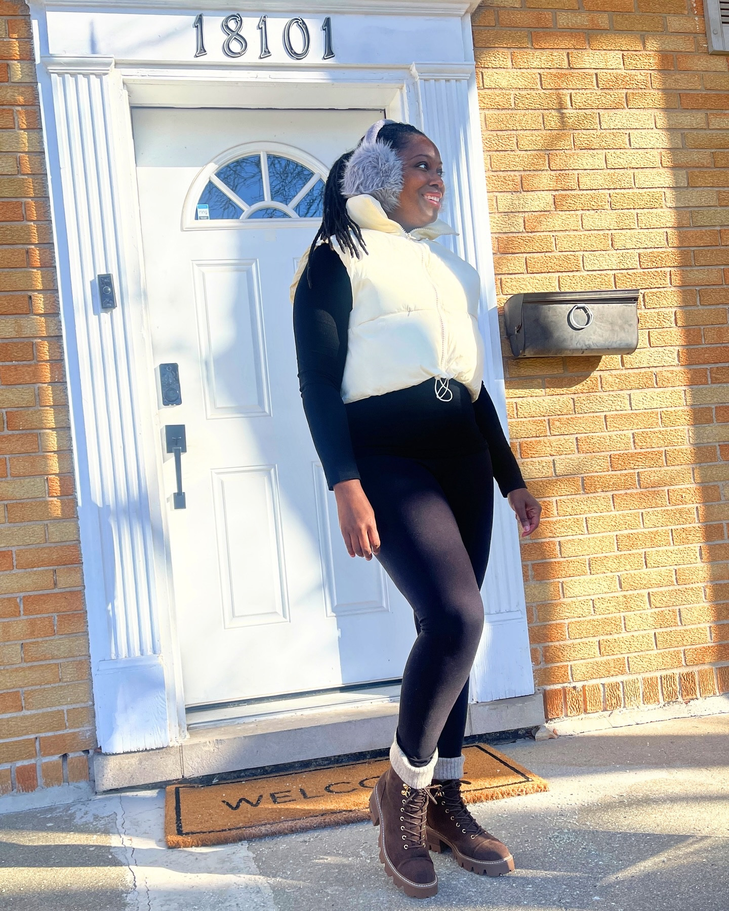 Cute, comfy, and ready for anything—these boots are IT!✨

When I say these boots from @justfabonline and Dream Pairs are a game changer, I mean it! They’re the perfect mix of chic and comfort, especially for busy days running around with the kids. Whether I’m chasing after little ones, heading to an activity, or sneaking in a coffee run (because #MomLife), these boots have me looking put together without sacrificing comfort.

And can we talk about how cute they are?! They pair perfectly with everything from leggings to jeans to casual dresses. So yes, I’m basically living in them right now.

Have you found your go-to boots yet? Let me know! #justfabpartner, #justfabstyle, #DREAMPAIRSxJF, #SHOEDAZZLExJF

Get your first pair for $10 + 50% off additional styles when you become a VIP! Click the link in my bio or 👇🏾

http://www.justfab.com/WinterEdit