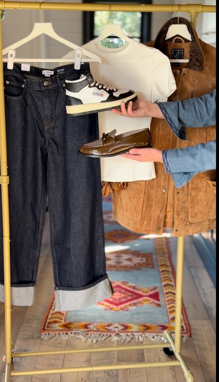 The Classics 

@saks #saks #sakspartner 

Black Friday: Earn a $75 - $750* Gift Card with your Purchase. Use code BFRIGCSF. Valid 11/24-11/29. Shop Now!