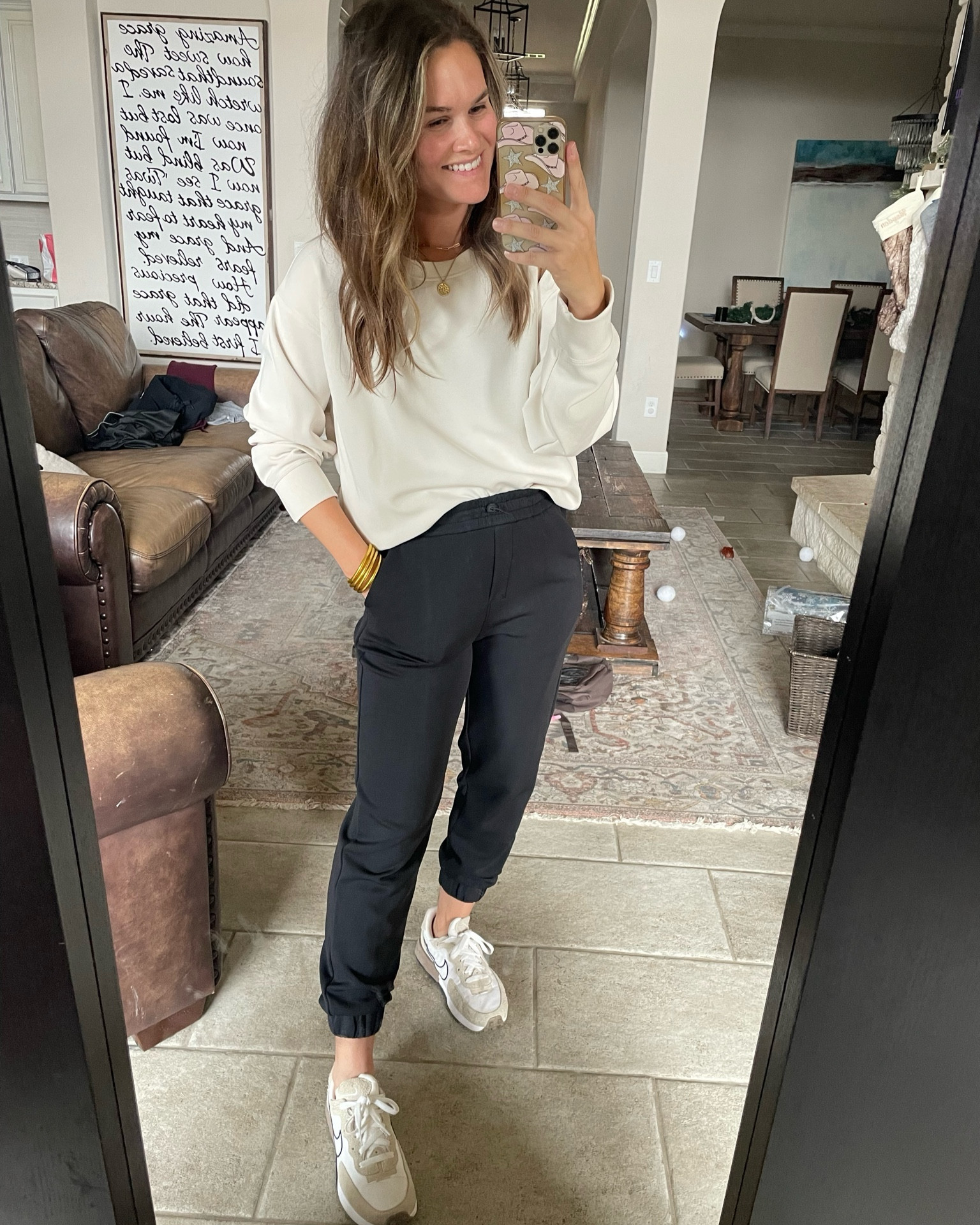  remind me so much of the scuba but a fraction of the cost, amazon quality and fit ✨ 
.
#amazon #amazonfashion #amazonfinds #founditonamazon #joggers #casualoutfit #casualstyle #loungewear #styleover30 #amazonfinds #amazondeals

#LTKHoliday #LTKSeasonal #LTKCyberWeek