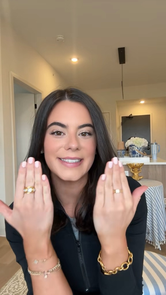 Dry in minutes. Lasts for days. Obsessed with my Dazzle Dry nails!