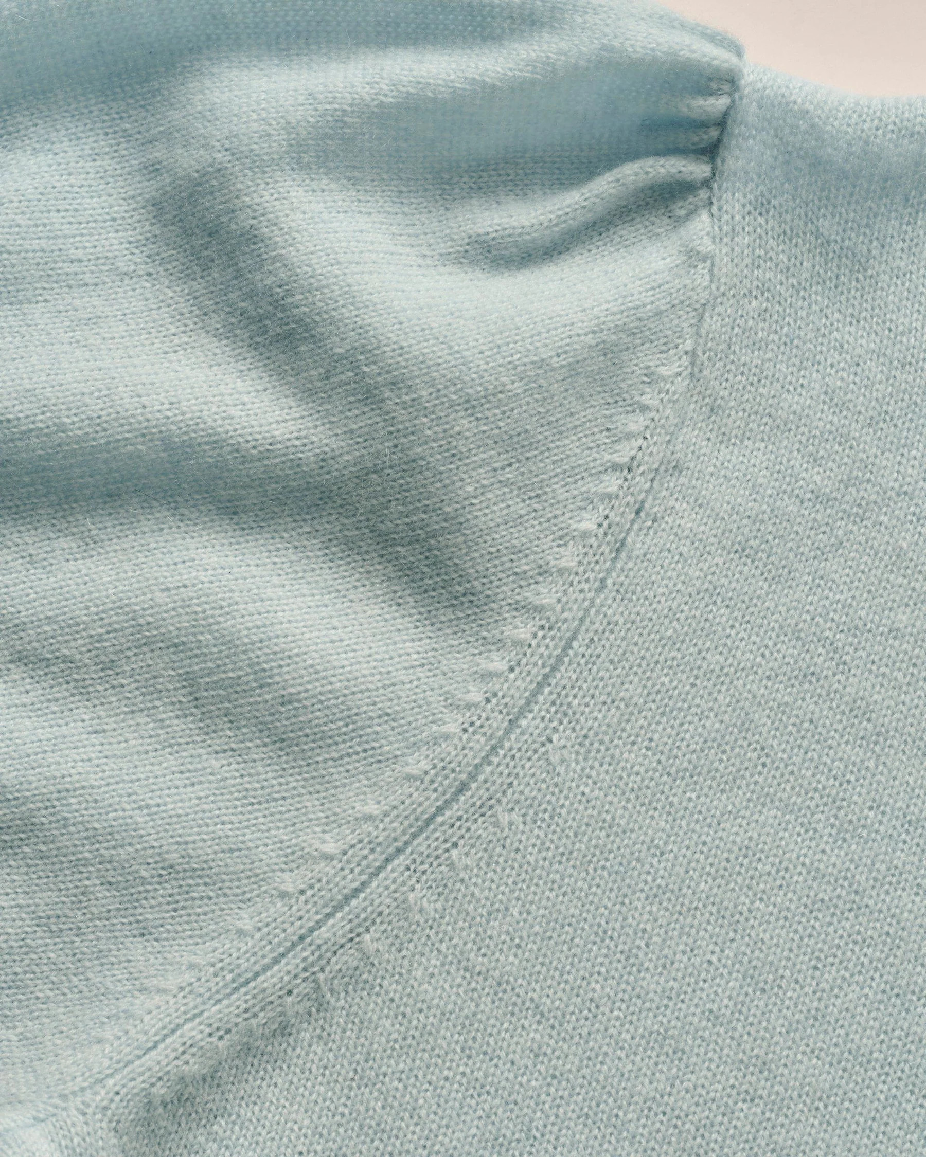 Lizzie Puff Sleeve Cardigan | johnnie O