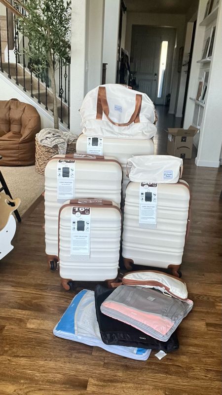 Luggage set and compression packing cubes!

#LTKtravel #LTKfindsunder50 #LTKfamily