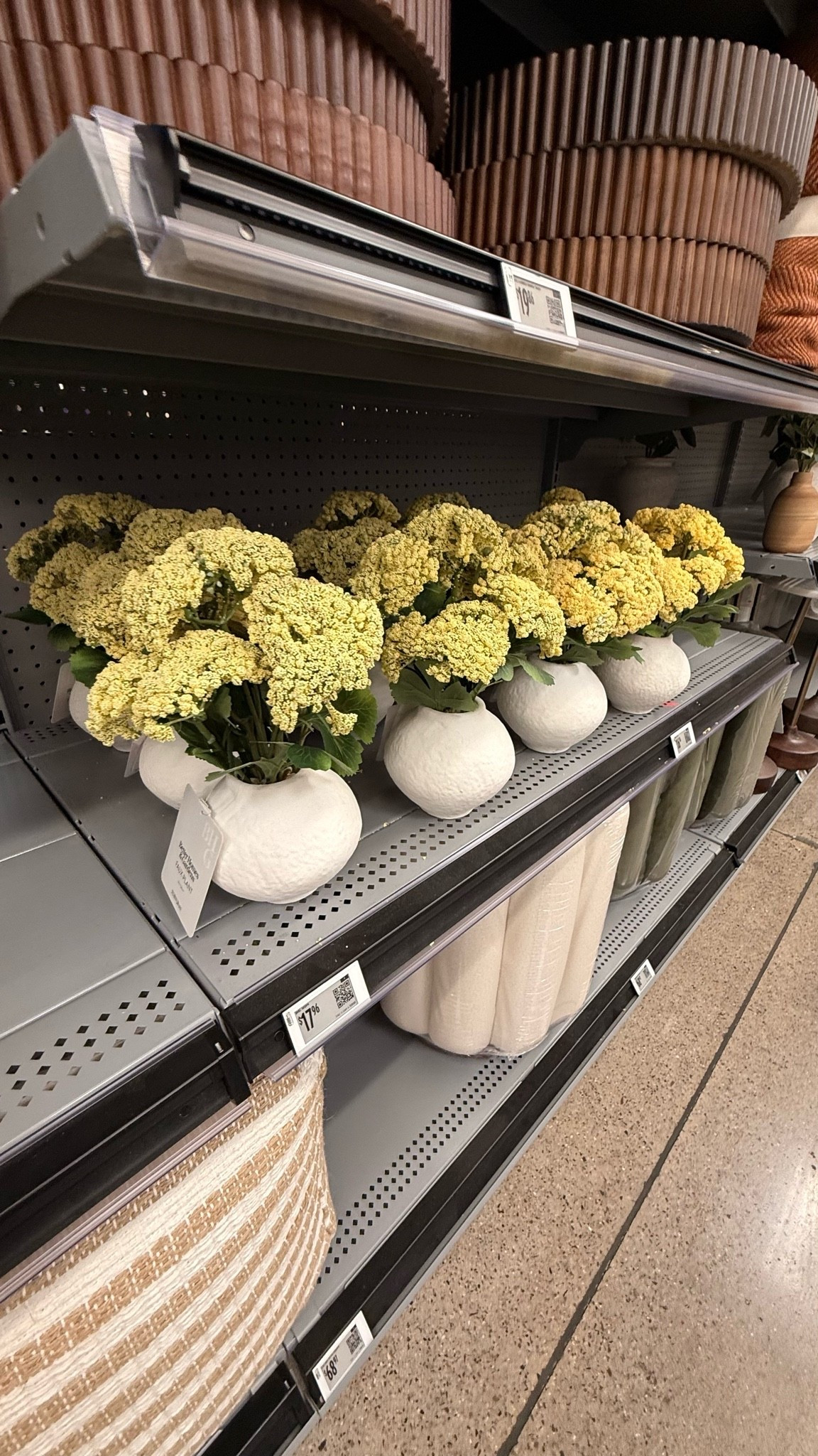 These faux floral arrangements from Walmart are giving ALL the vibes right now 🌿✨ Textured white vases + soft yellow blooms = the easiest way to add life to any shelf, table, or entryway without the upkeep 🙌 Spotted these for $17.99 and honestly they look SO much more expensive than that 👏

#WalmartHome #WalmartFinds #WalmartDecor #FauxFlorals #FauxFlowerArrangement #ArtificialFlowers #HomeDecorFinds #ShelfDecor #EntryWayDecor #BudgetHomeDecor #AffordableDecor #HomeDecorInspo #NeutralHome #NeutralHomeDecor #WhiteVase #TexturedVase #SpringDecor #SummerDecor #LTKHome #LTKFind #LTKStyleTip
