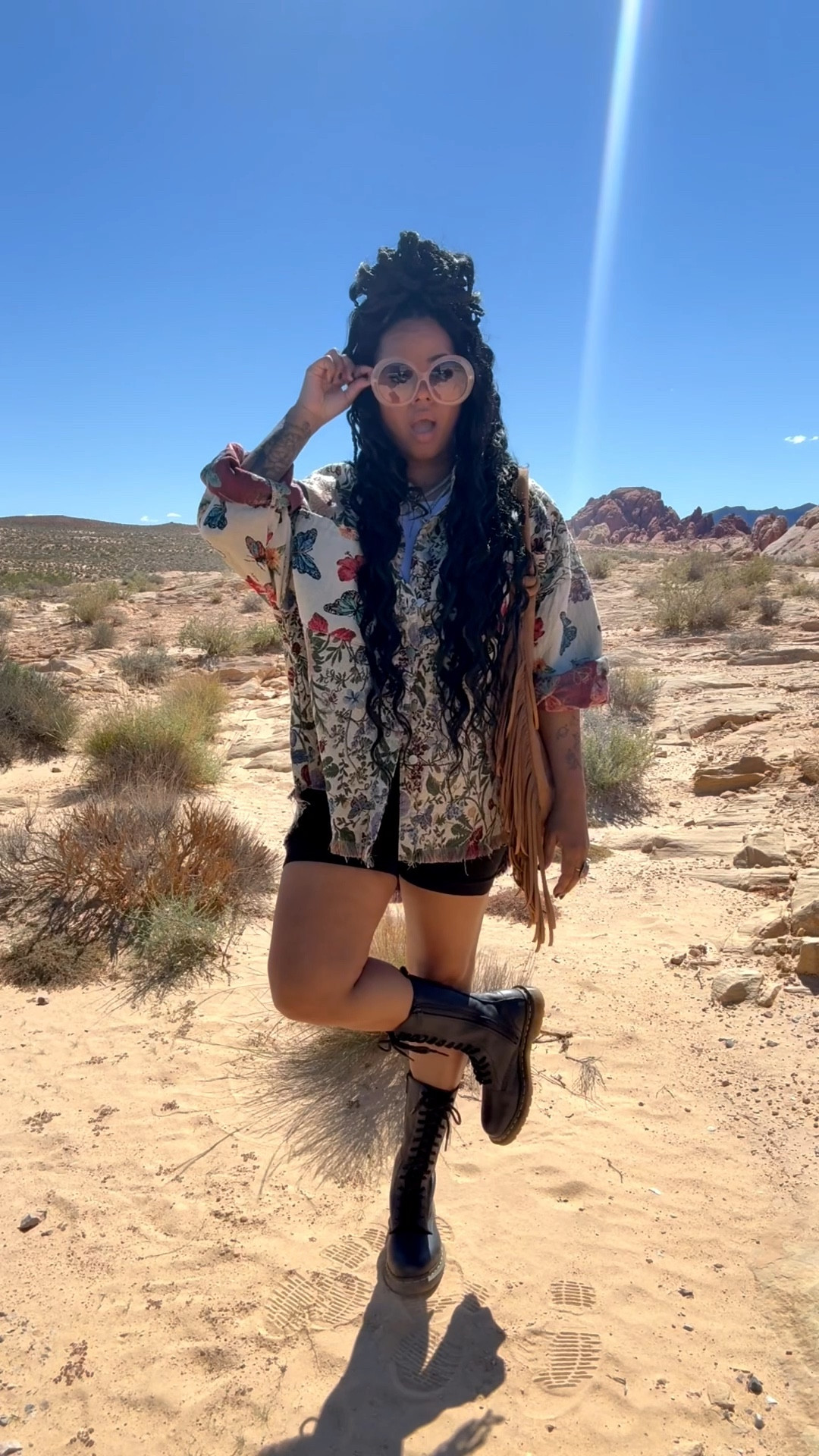 code: JULESNICHOLSSS for $ off the jacket 🦋🐞 also linked the fridge purse & the boots 🫶🏾🏜️

#fringe
#westernstyle
#ootd
#outfitideas
#oversizedjacket
#drmartens 
#boots
#falloutfit
#fallstyle


#LTKItBag #LTKSeasonal #LTKStyleTip