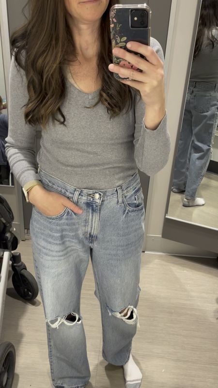 All tall girls, run to target!! Fashionable jeans that come in long sizes!!! Obsessed with this 90’s fit!

#jeans #falloutfits #longjeans #tallgirls #targetstyle 

#LTKstyletip #LTKfindsunder50