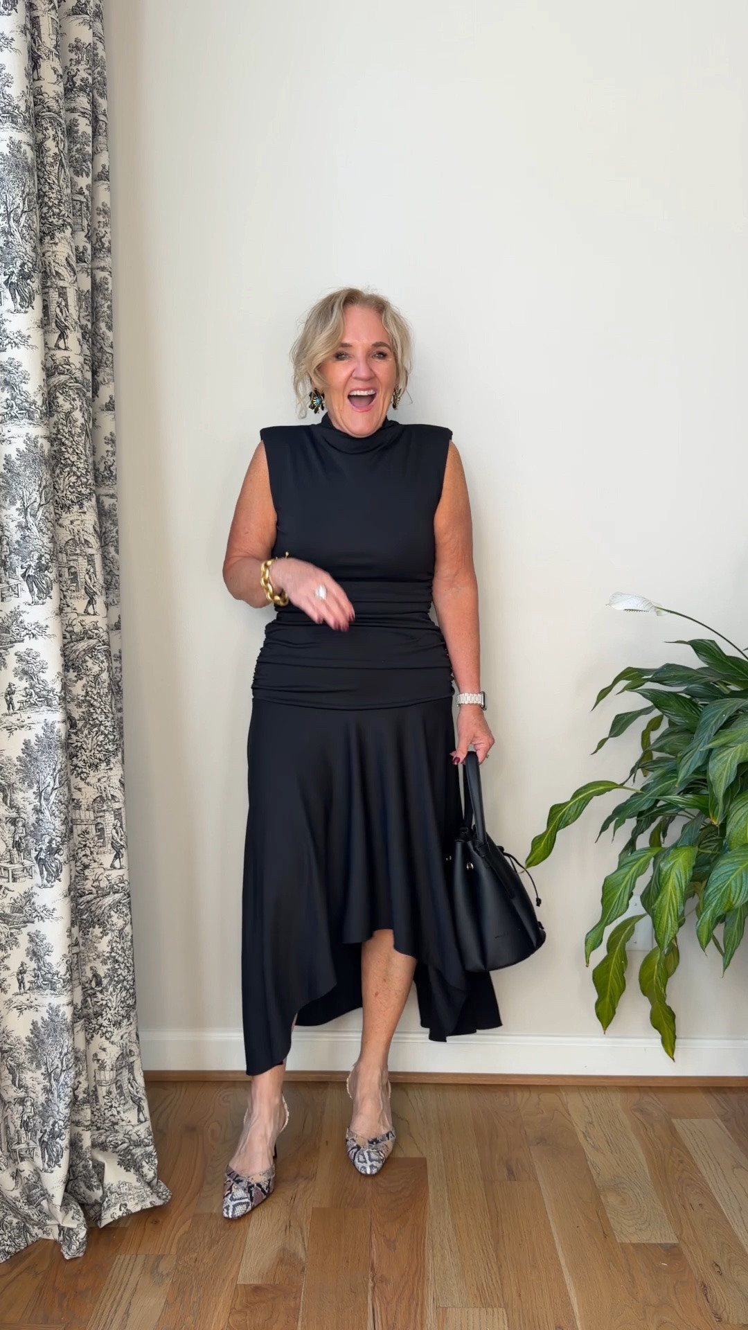 Gorgeous and comfortable. This stretch crepe fabric is so forgiving and elegant. Wearing a medium petite