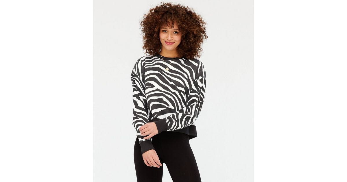 Cameo Rose White Zebra Print Jumper
						
						Add to Saved Items
						Remove from Saved Items | New Look (UK)