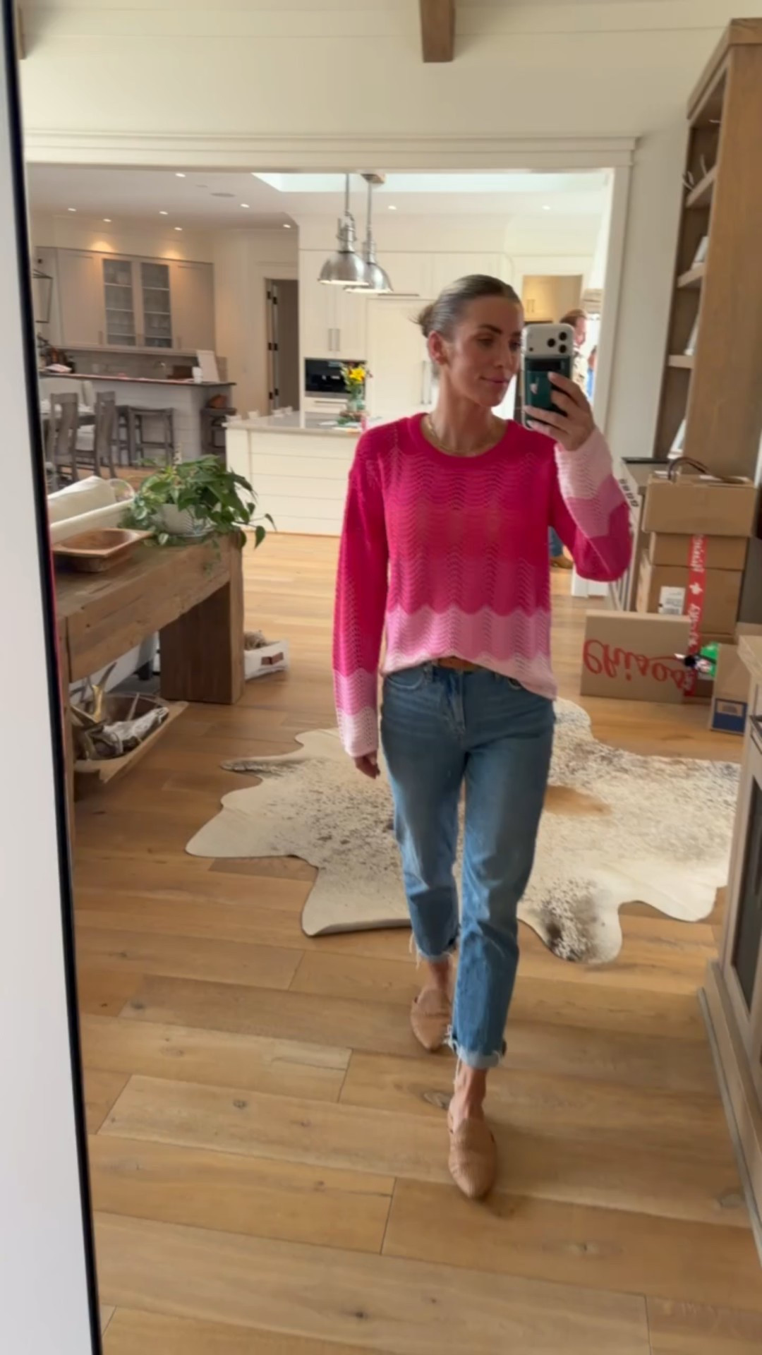 This top for Valentines Day? It’s a YES from me!!

#LTKmomlife #LTKootd