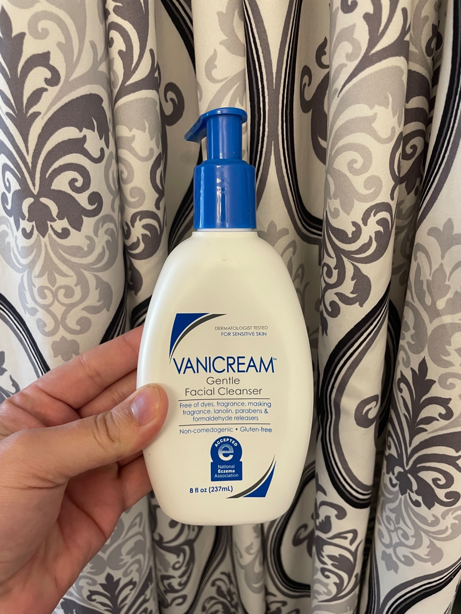 Absolutely love this face wash #selfcare #skincare #facewash

#LTKmorningroutine #LTKFindsUnder50 #LTKgrwm