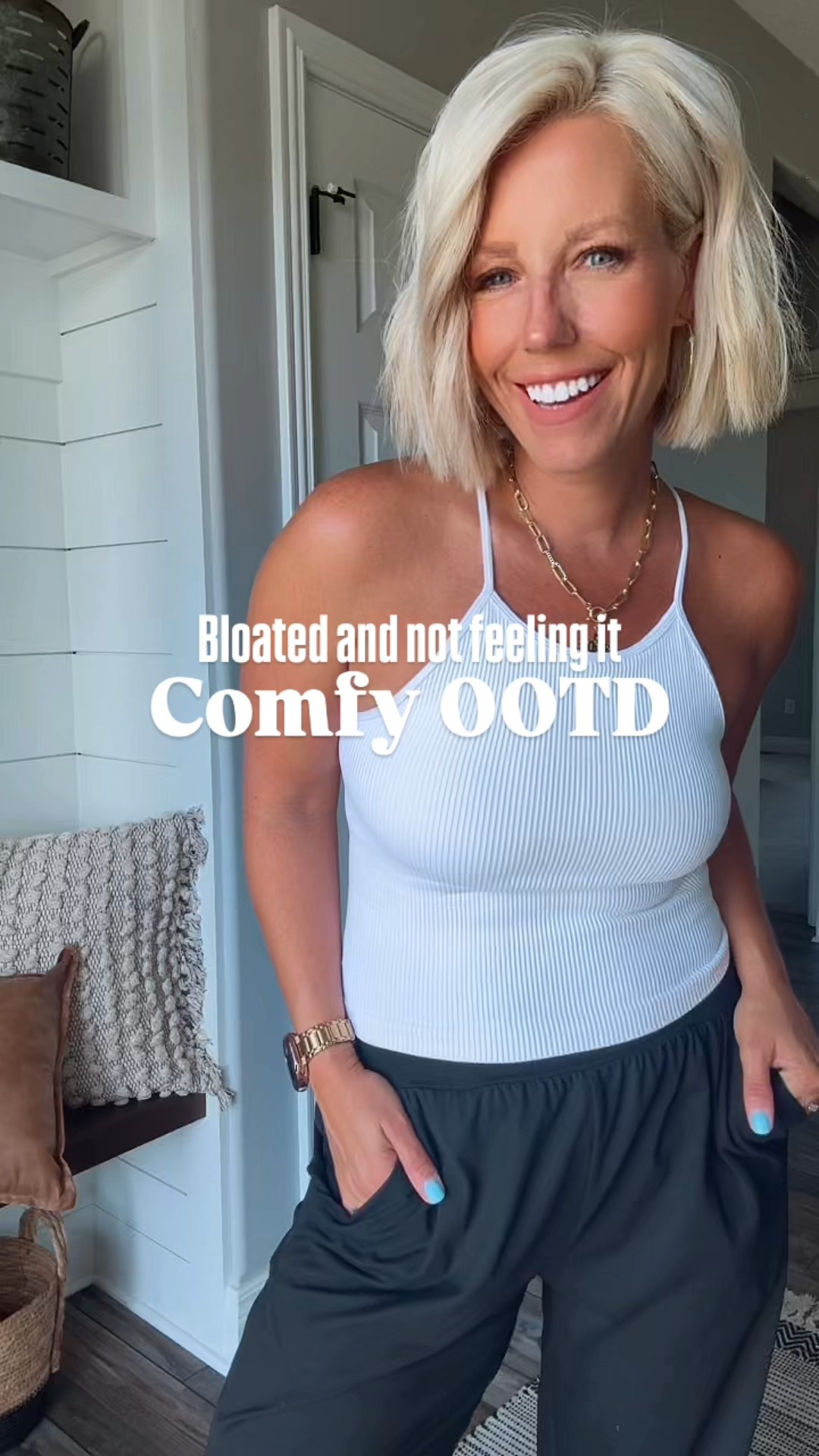 Need a simple, comfy outfit idea with items you may already own?!? This is my go-to look when I don’t feel like getting ready but still need to look put together!!! Mixing up the purses is the fun part! Which one is your favorite?!
⬇️⬇️⬇️
Wearing size small on everything!
Sandals TTS - if between go up!



#LTKSaleAlert #LTKStyleTip #LTKFindsUnder50