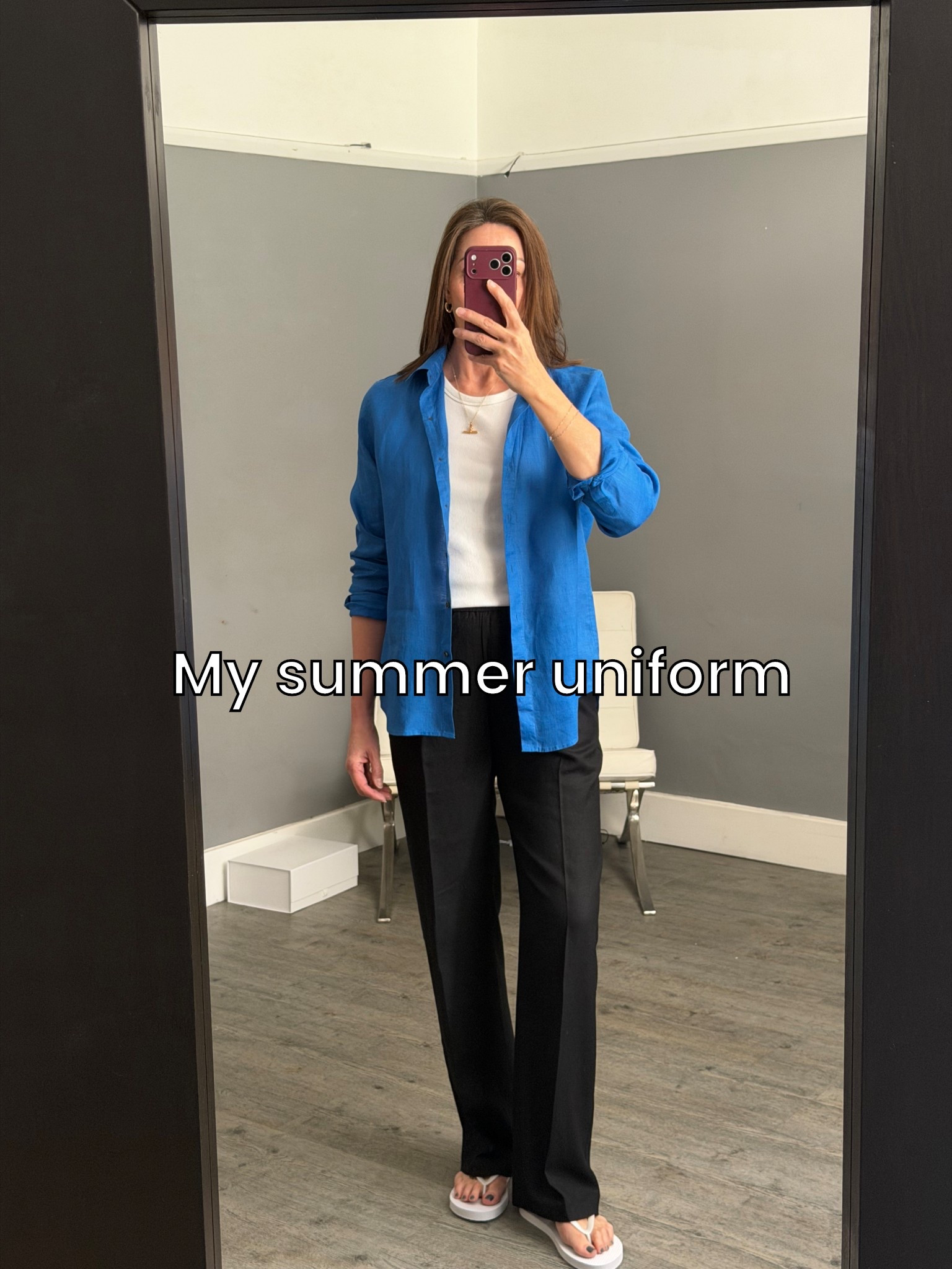 If you think the trousers are a bit baggy, a bit scruffy and always look a bit untidy you need to try these.. Theseare a linen blend in a pull on style with an elasticated waist, really flat fronted and a crease at the front to keep them looking smart. The straight leg style really elongates the leg and they have great pockets. They cooler in black, white and brown.  all for under £30.