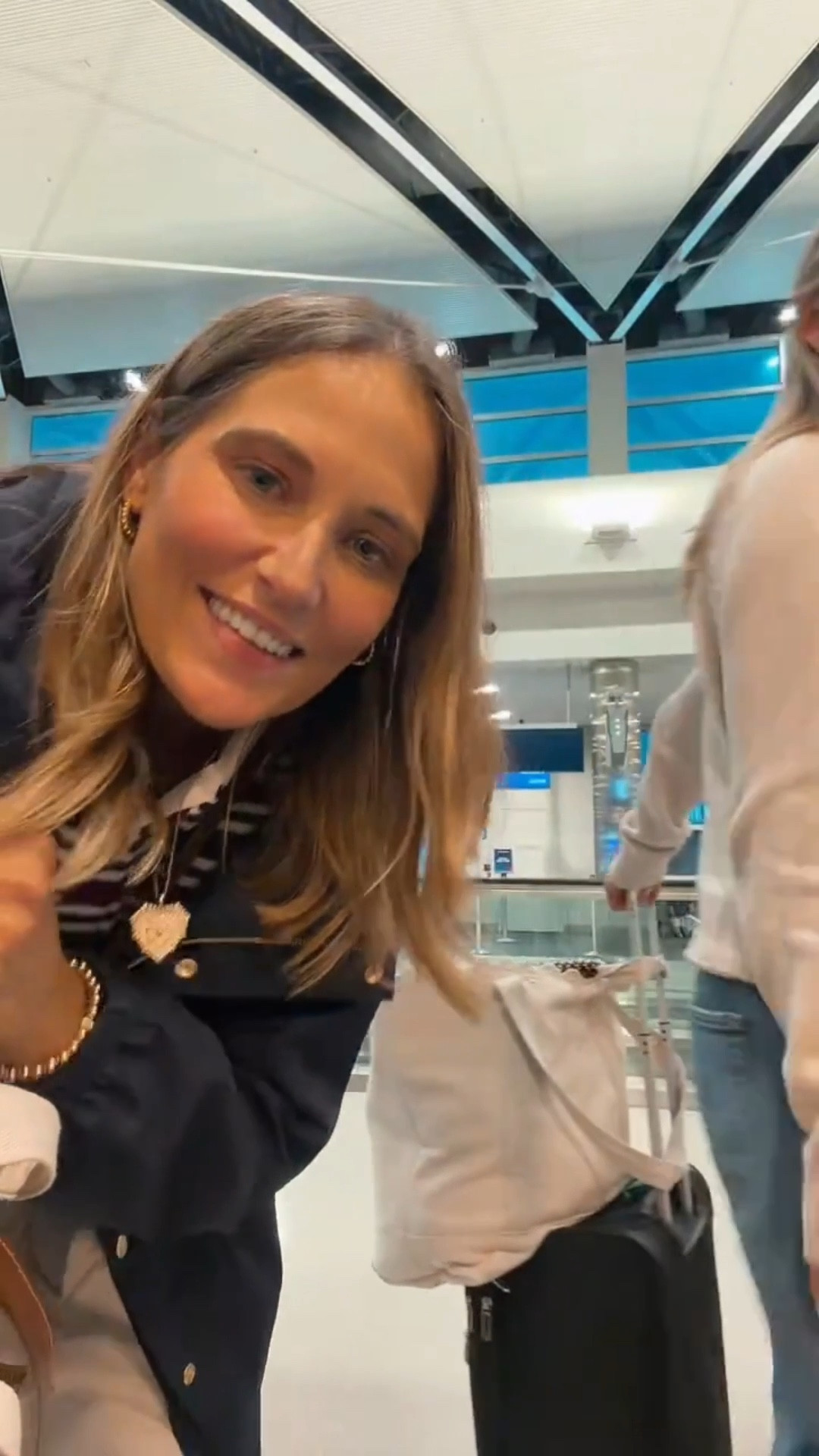 Comfy travel ootd with my two daughters from last week! m

#LTKspring #LTKootd #LTKTravel