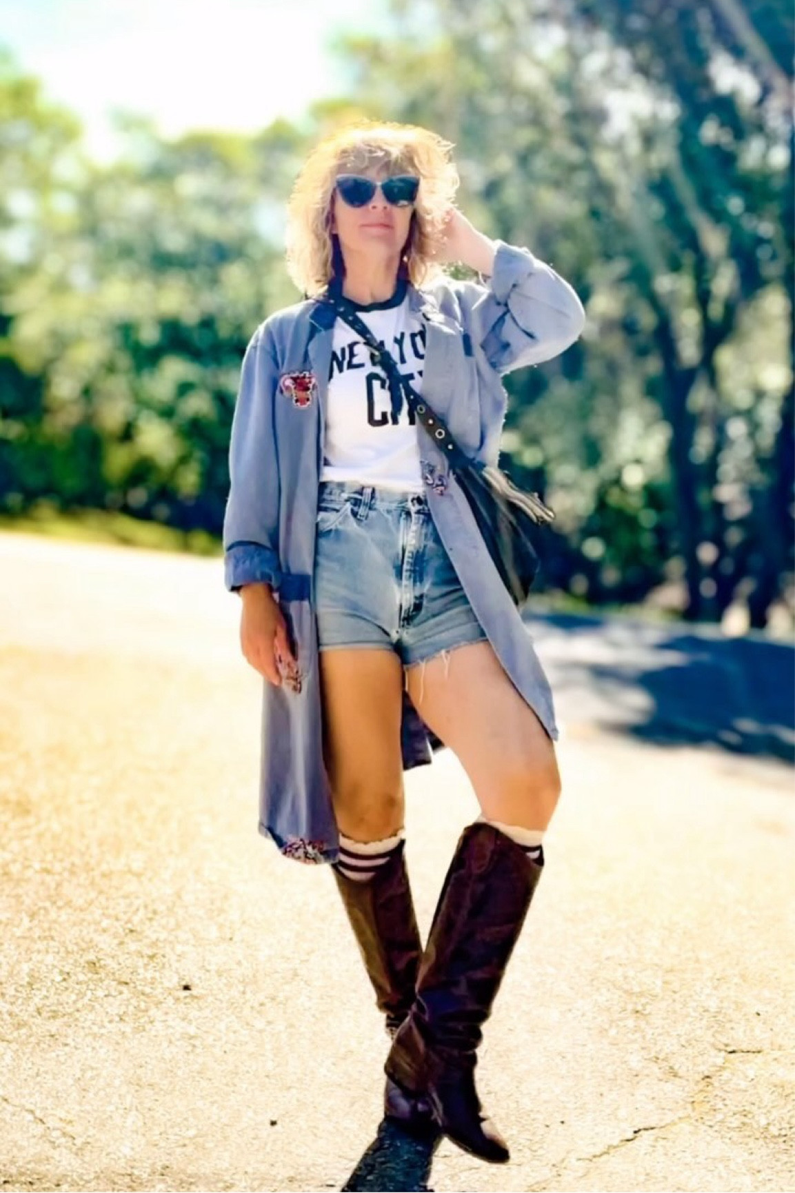 The sweetest TALL SOCKS 
Varsity stripes with a little ruffle detail 🤍
The most devine sling bag, offered in so many colors. Cool & Casual or Dress It Up!