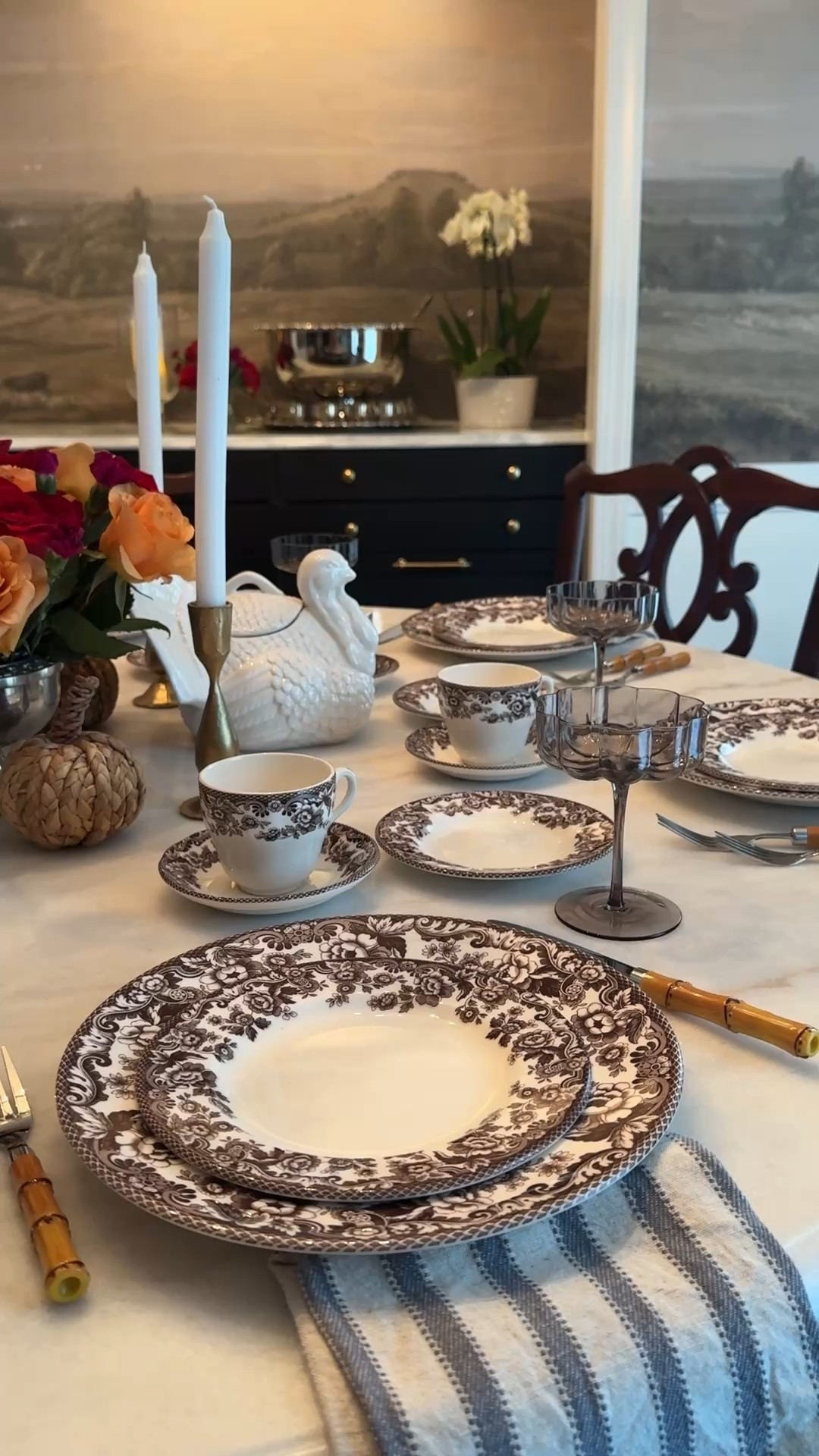 Tablescape, Fall decor, Thanksgiving 

#LTKHome #LTKSeasonal #LTKautumn