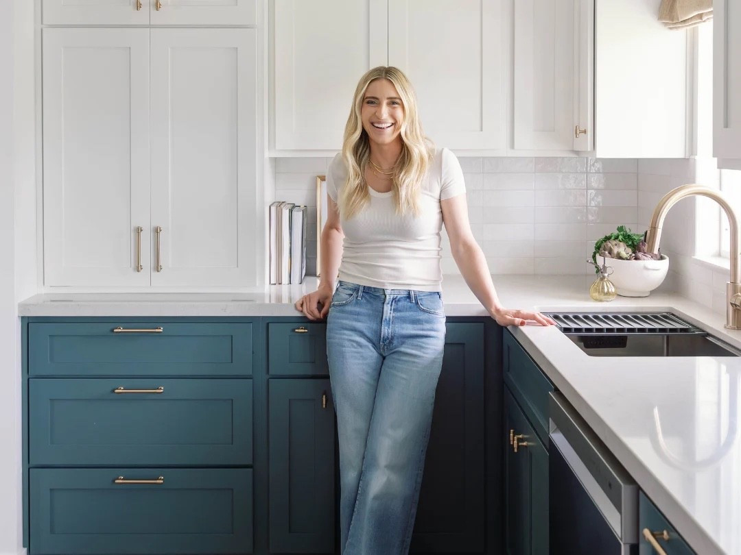 Help! I Wrecked My House
Season 5 Episode 1

#HGTV #HelpIWreckedMyHouse

#LTKHome