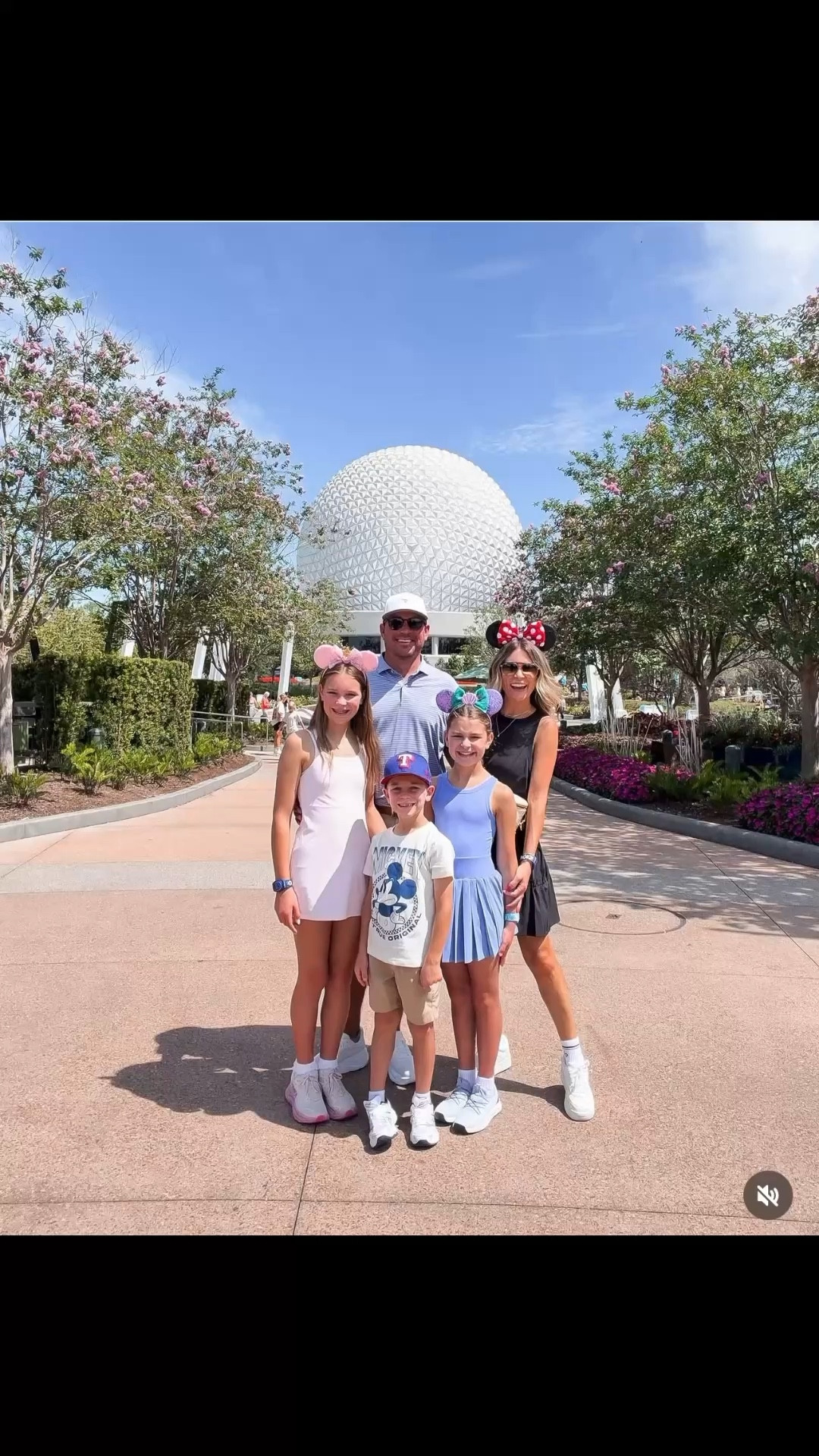 Made it to @disneyparks! For the first time ever! Can you believe I’m 40 and never been?! day 1 - we did EPCOT. Had my first dole whip 🍑 had an iced coffee (basically everywhere I go, duh) walked 18k+ steps and almost threw up after Guardians of the Galaxy 🤢 we had the best day! All worth the 3am wake up call 🙌🏻 #disneyworld #disney #epcot #disneyparks 

Comment SHOP for outfits! And send your favorites if you’re a Disney pro!

#LTKTravel #LTKmomlife #LTKootd
