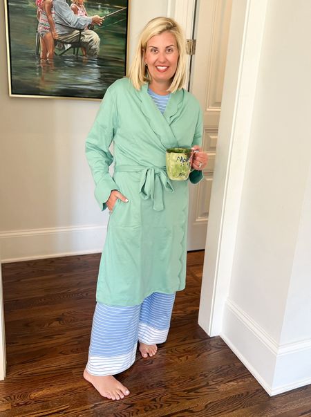Why get dressed when pajamas are this cute?!?! 



#LTKover40 #LTKstyletip #LTKtravel