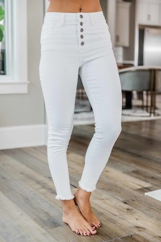 The Chelsie White Jeans | The Pink Lily Boutique
