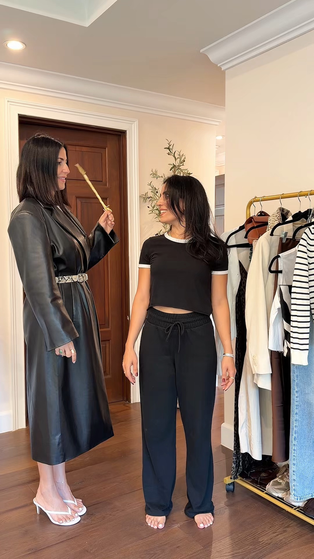 4 casual mom looks straight out of your closet. 

Easy mom outfits 
Casual elevated looks 
Amazon finds 