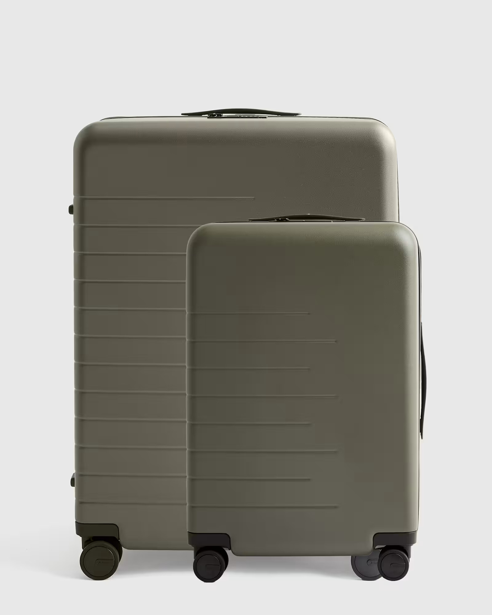 Carry-On & Large Check-In Suitcase Bundle | Quince