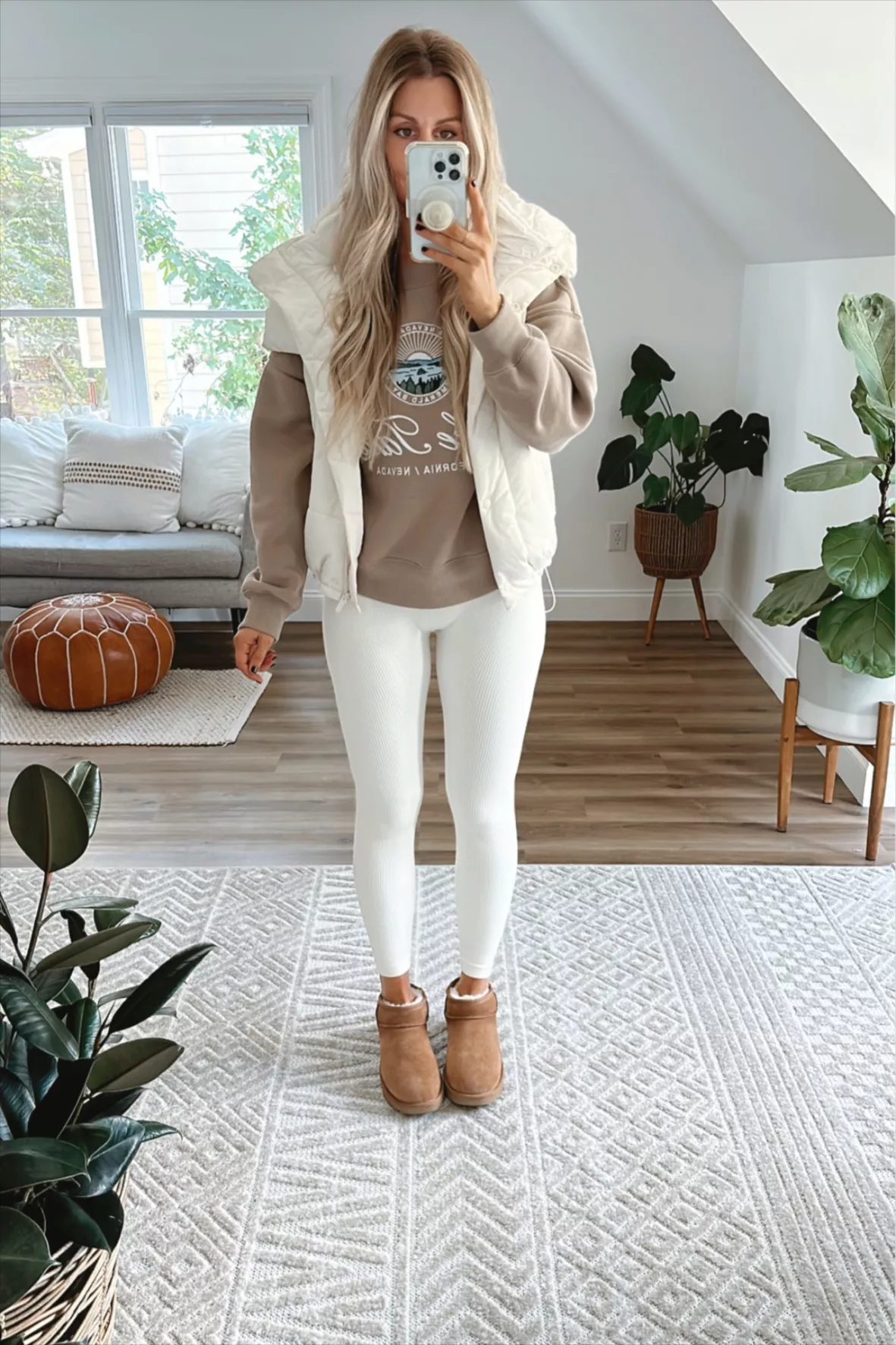 Relaxed-fit Hoodie curated on LTK  Winter fashion outfits, Outfits, Cozy  fall outfits