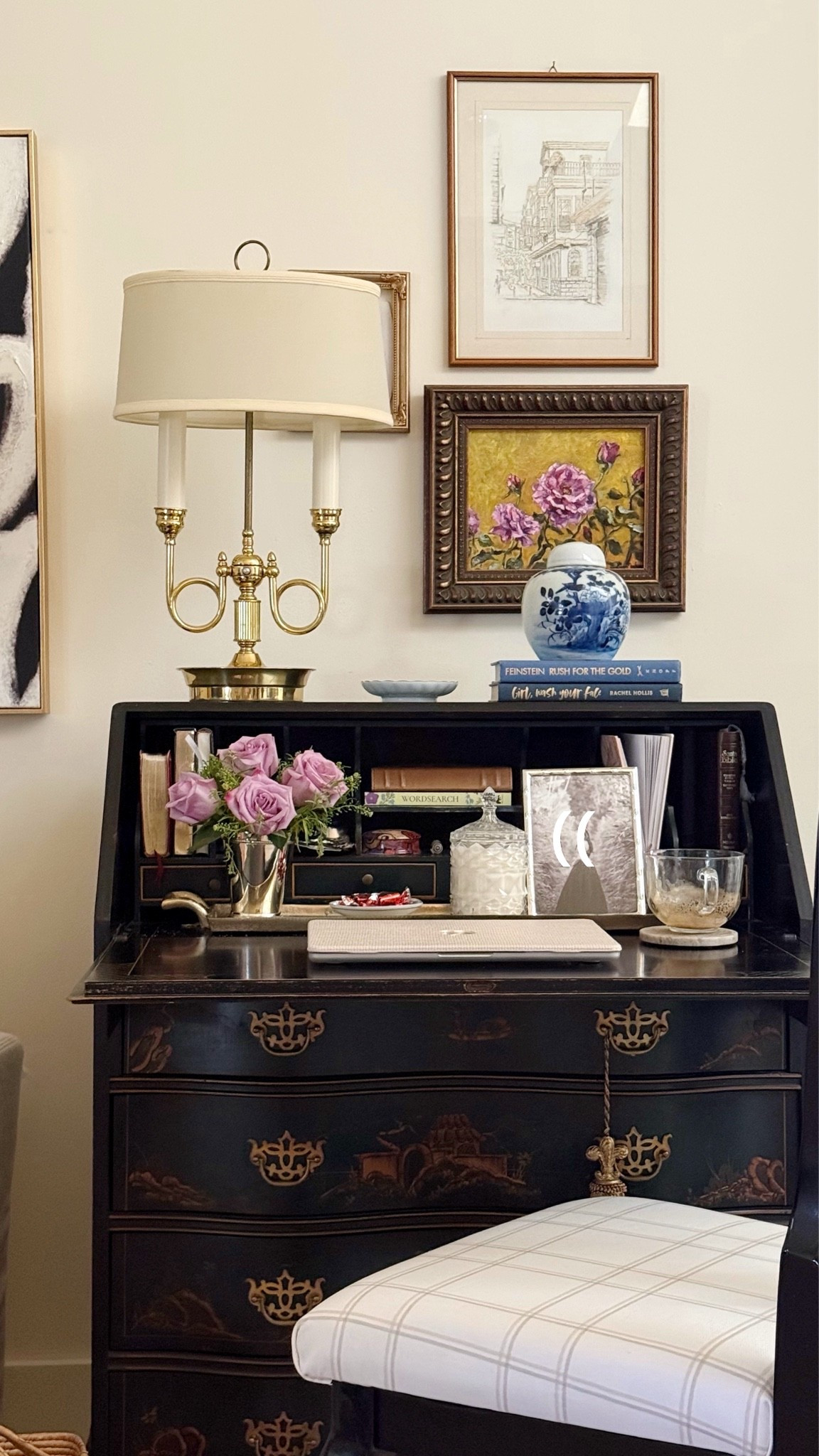 I sourced a few similar lamps, some new some vintage, all give the same feel.

Bouillotte Lamp. Table Lamp. Classic Home. desk Lamp. Living Room. LavenderRoseHome

#LTKHome