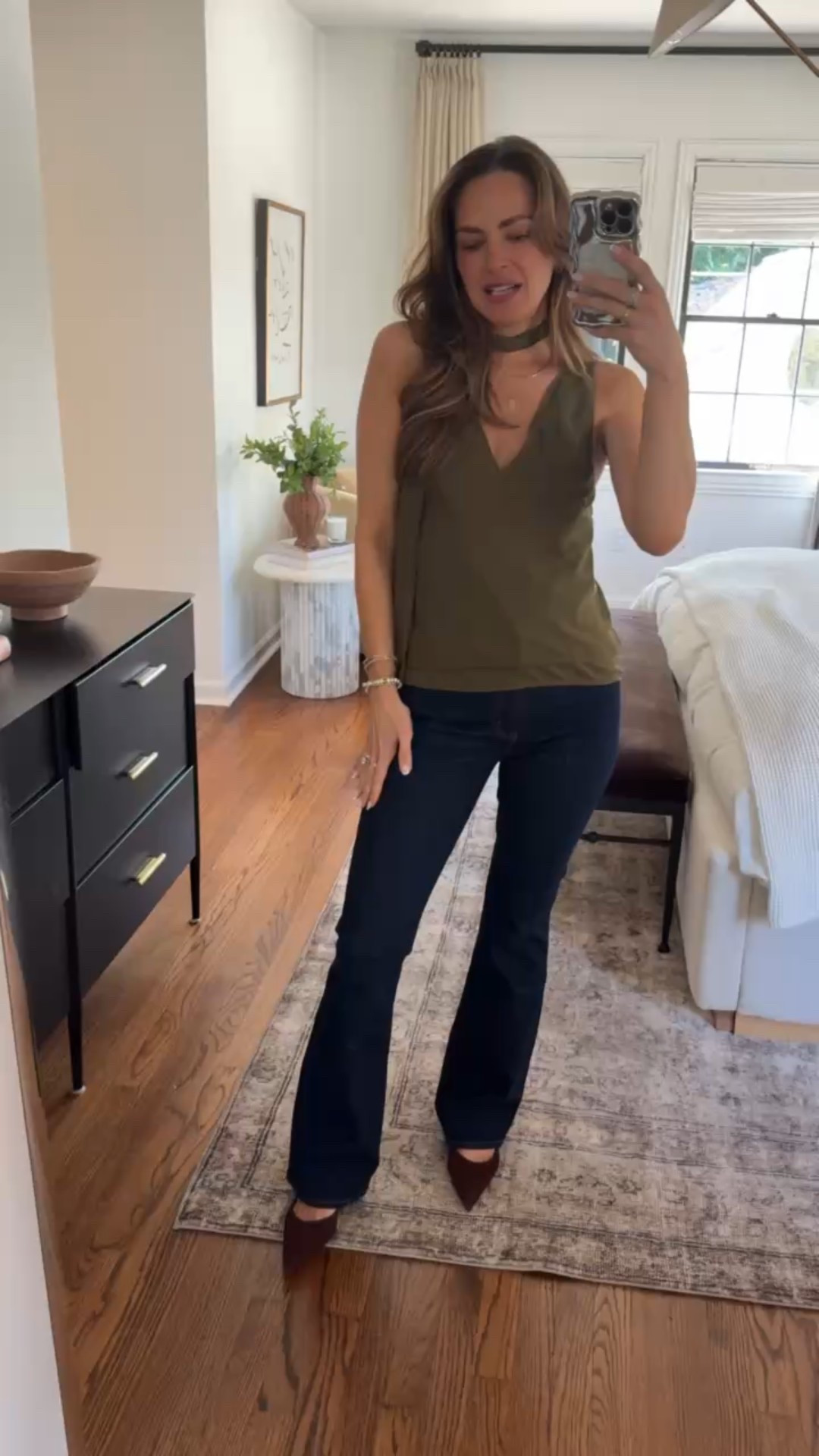 AF x Kathleen Post Collab launches today ✨ top (S), jeans (25)



#LTKStyleTip