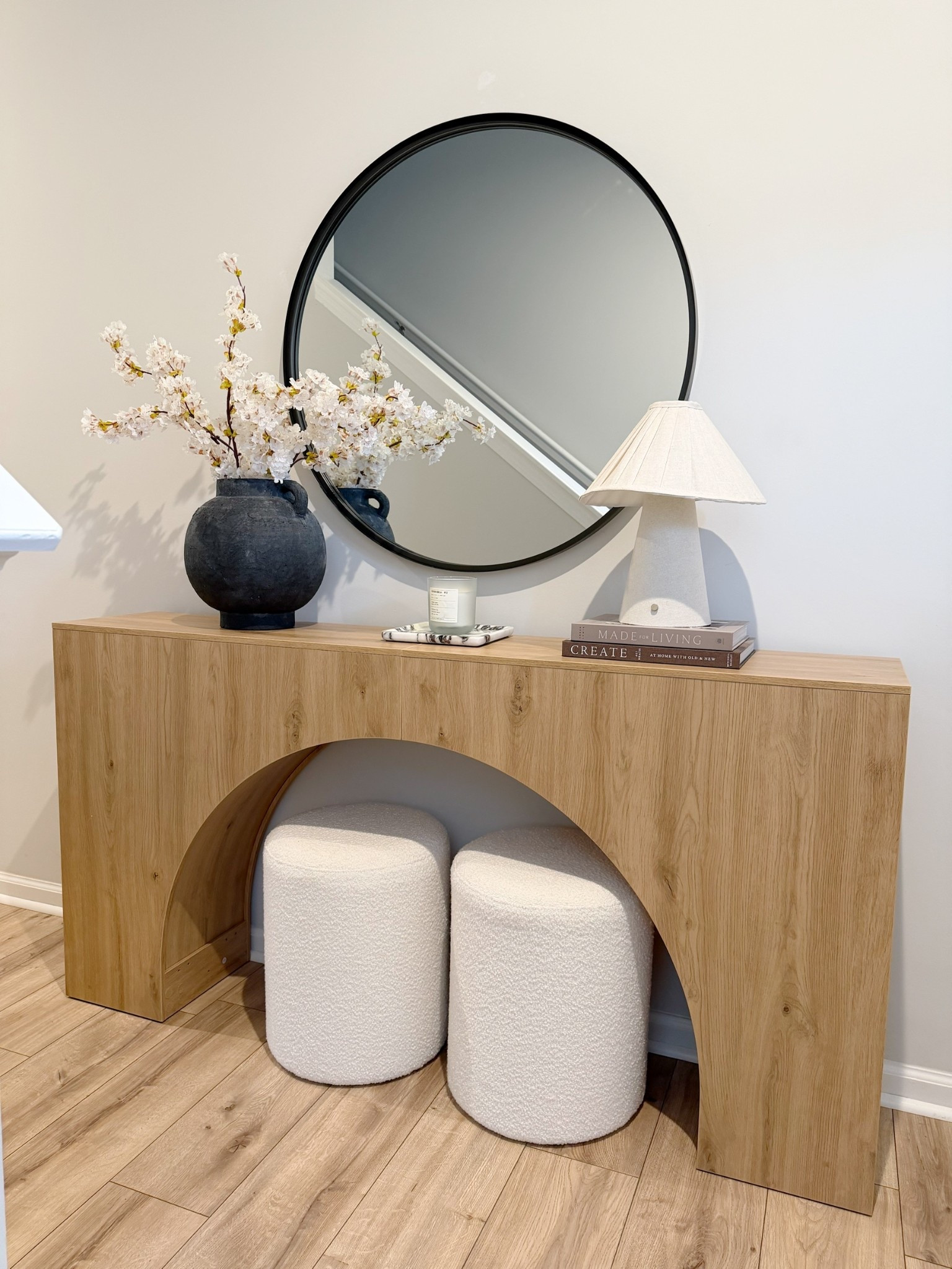 Arched console table styling for spring 2026



#LTKFestival #LTKSeasonal #LTKHome