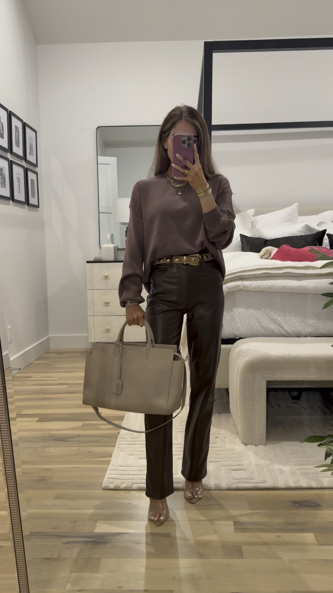 Faux leather pants size 23xs 

#LTKSaleAlert #LTKWorkwear #LTKFindsUnder50