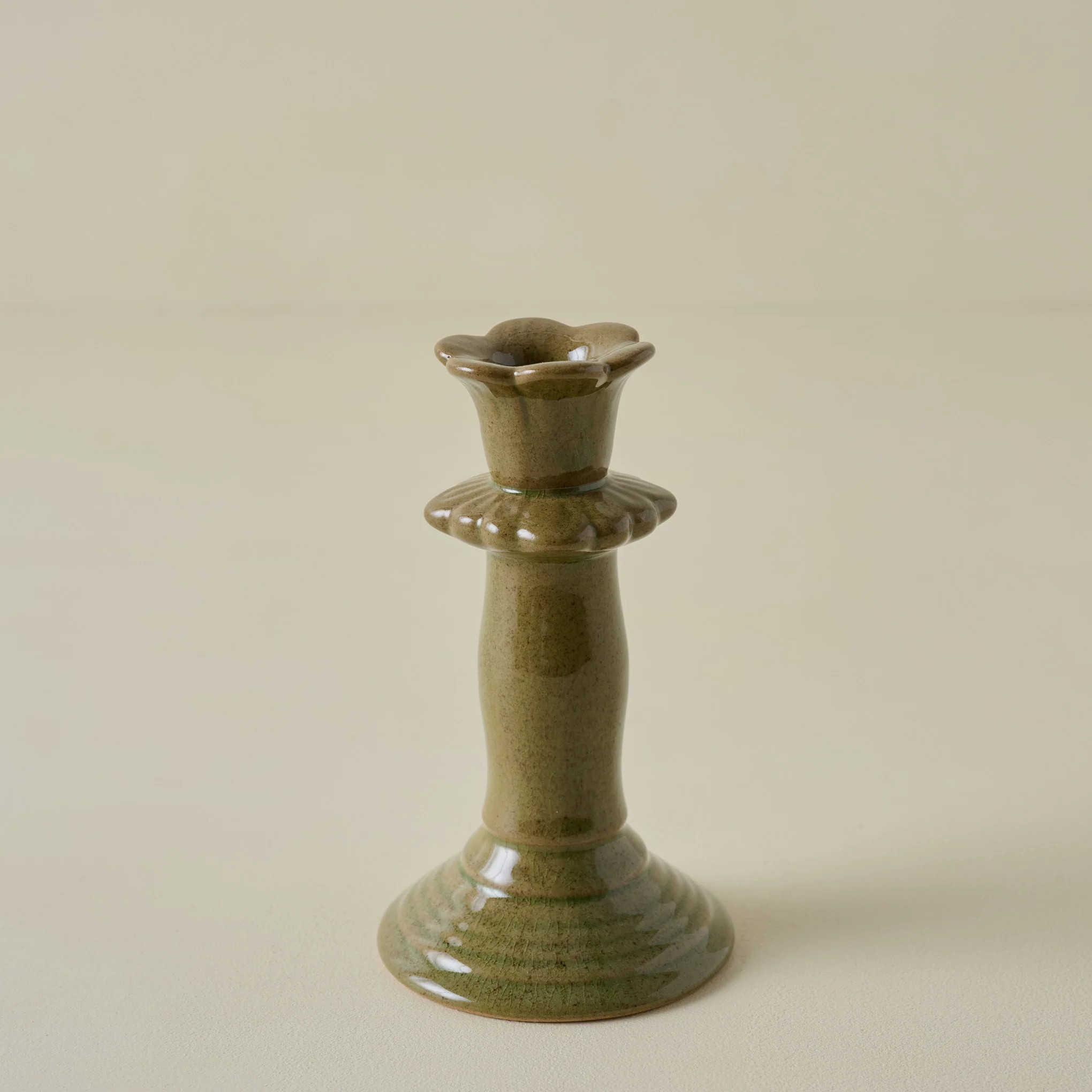 Dara Floral Taper Holder | Magnolia