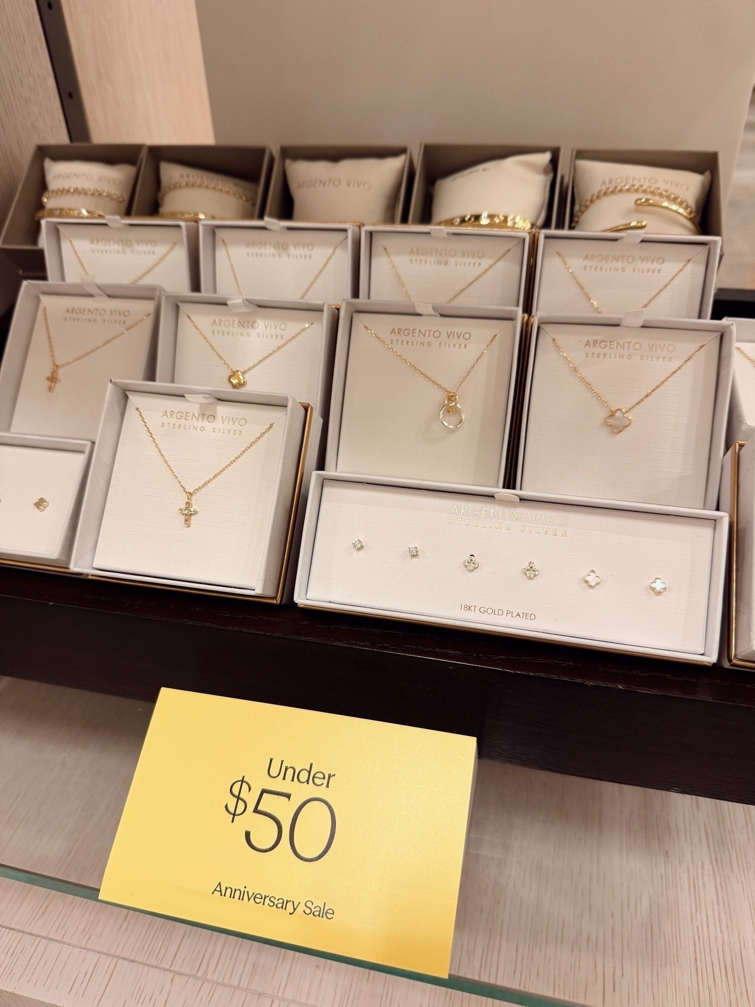 NSale accessories under $50!

Nsale, Nordstrom anniversary sale, gift ideas, jewelry sale, teen gift idea, accessories on sale

#LTKSaleAlert #LTKootd #LTKOver40