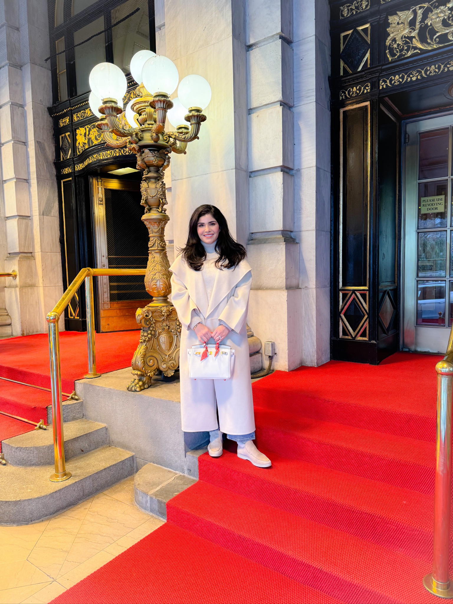 Missing New York so much 🤍🎄❤️. Still dreaming about there. 

Totême coat, white coat, birkin 25, Hermes, plaza hotel, New York, Christmas outfit, winter outfit, winter styles 

#LTKSeasonal #LTKHoliday #LTKGiftGuide