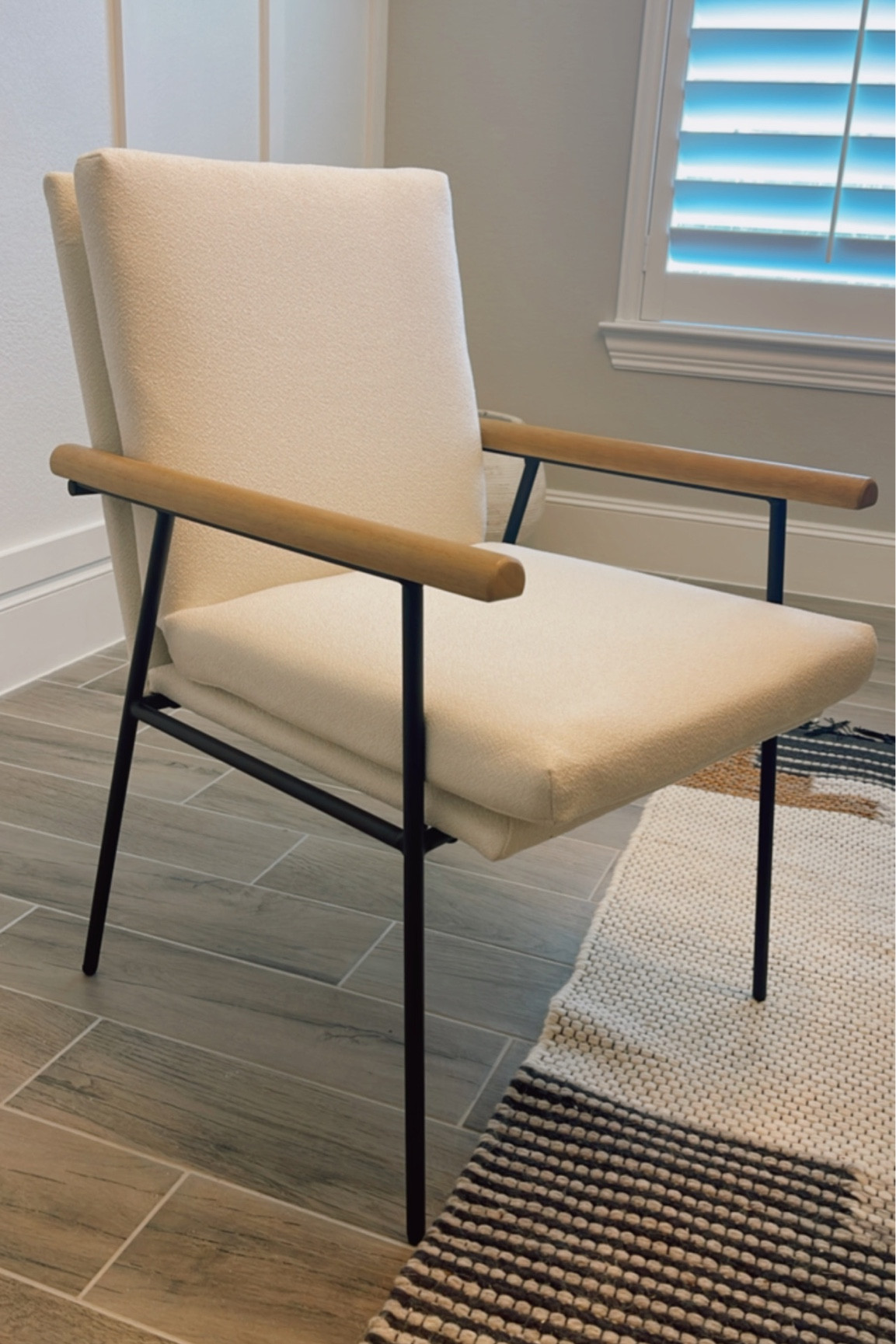 new office chair! 

#LTKhome #LTKworkwear