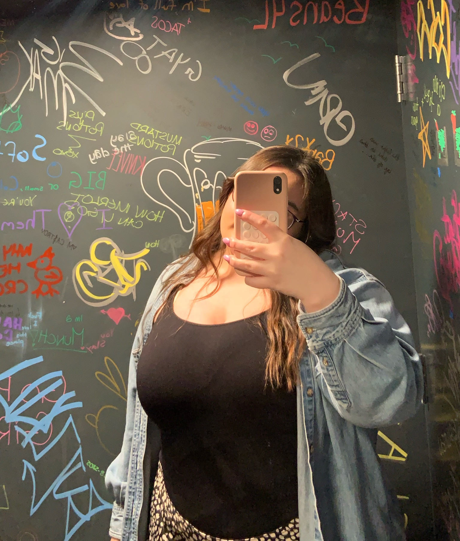 plus size spring outfit option! 💐 

#plussize #shapermint #tanktop #shapewear #skirt #sale #plussize 