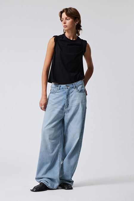 Astro Loose Baggy Jeans | Weekday