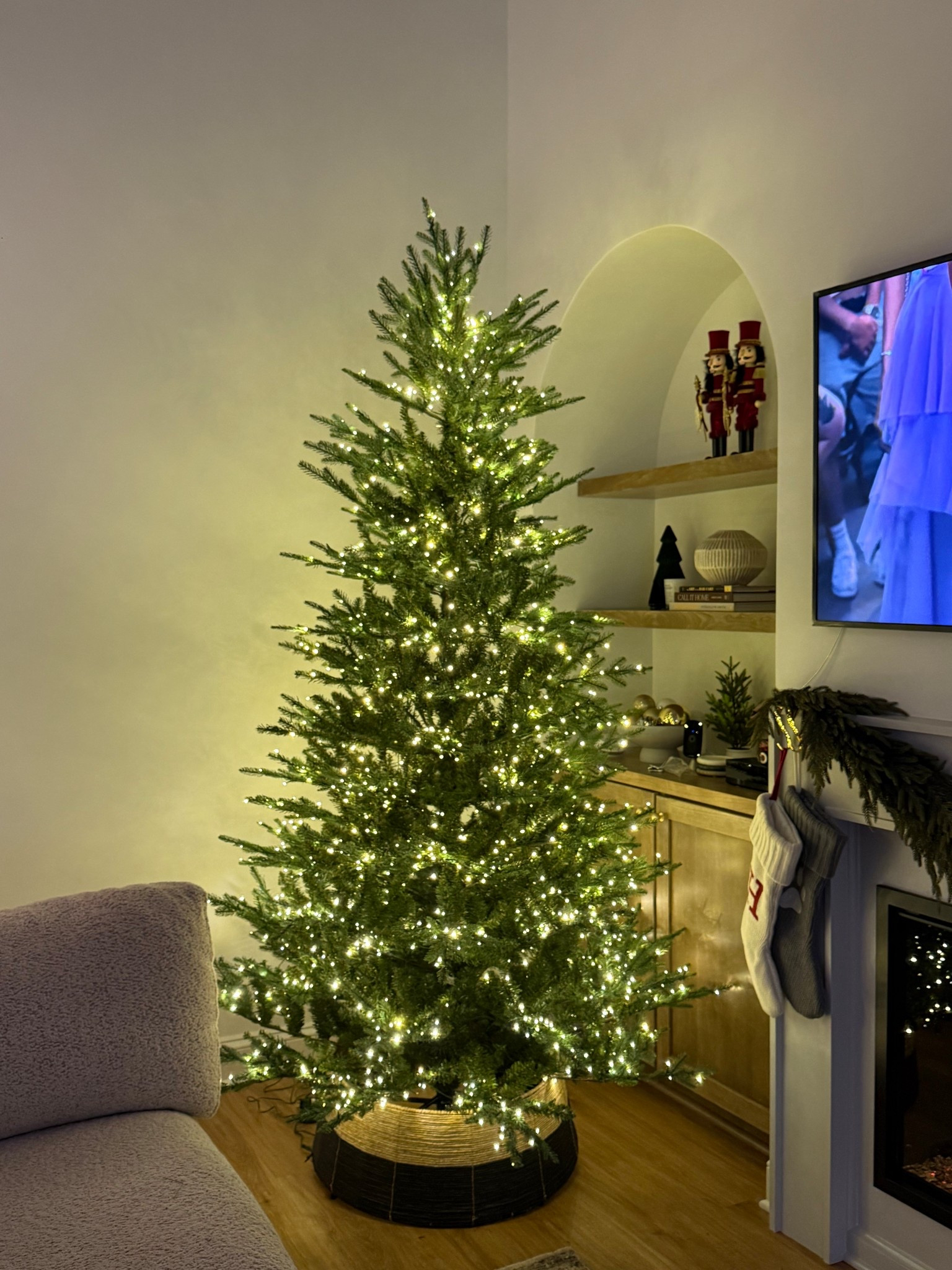 Viral Twinkle Christmas tree on sale 

#LTKHoliday #LTKSeasonal