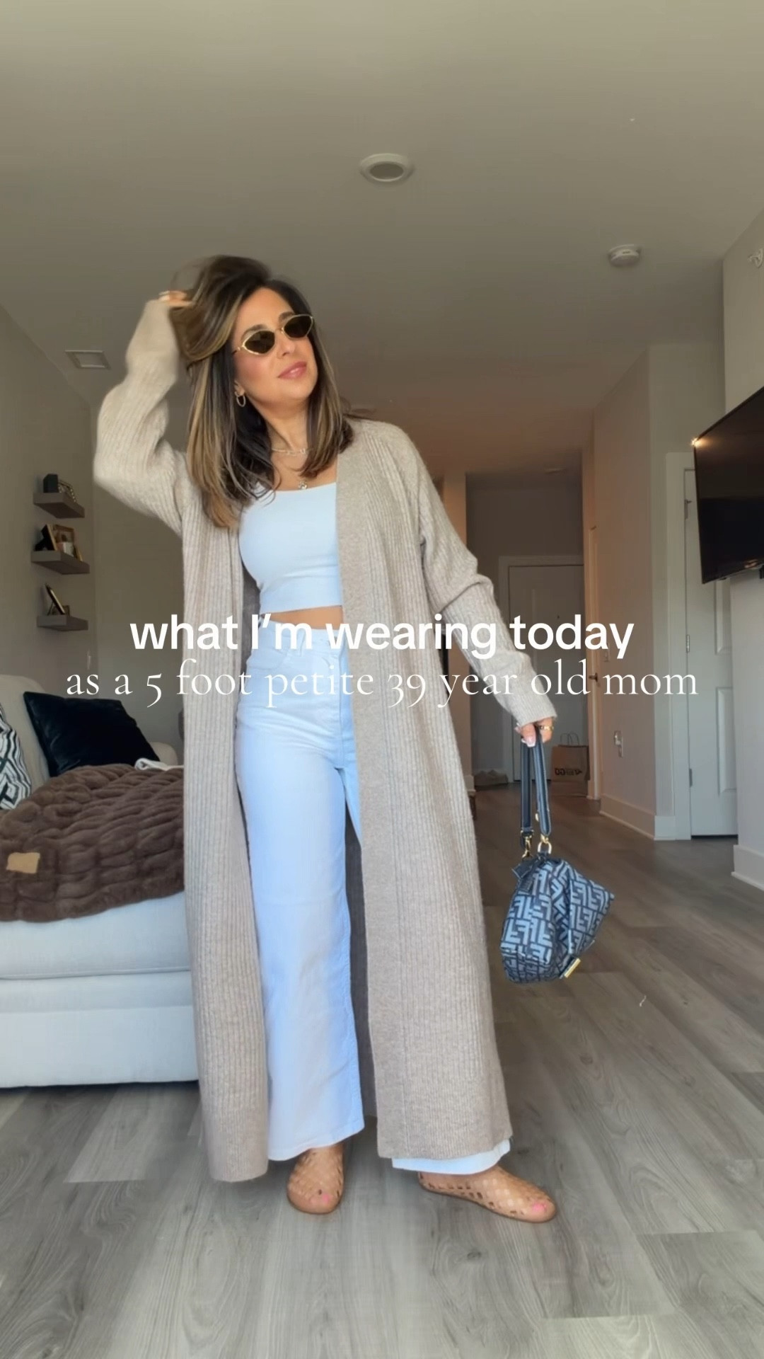 Neutral spring outfit. With the perfectly petite friendly white denim from Zara (in a size 4)


#LTKSaleAlert #LTKmomlife #LTKPetite