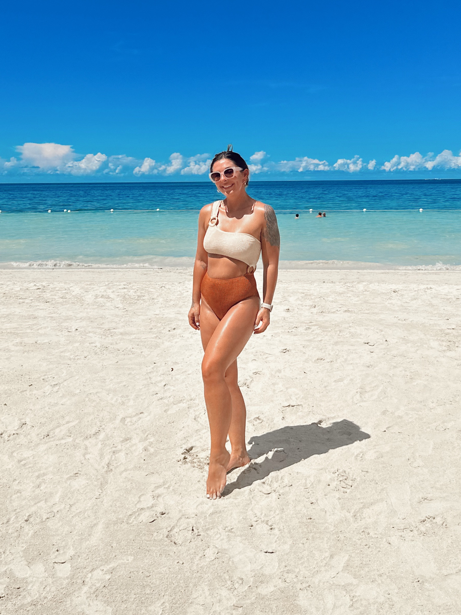 JAMAICA 🇯🇲

Bond-eye has so many amazing one size fits most swim!

#LTKtravel #LTKswim