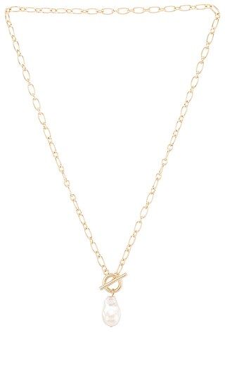 Five and Two Athena Necklace in Gold & Pearl - Metallic Gold. Size all. | Revolve Clothing (Global)