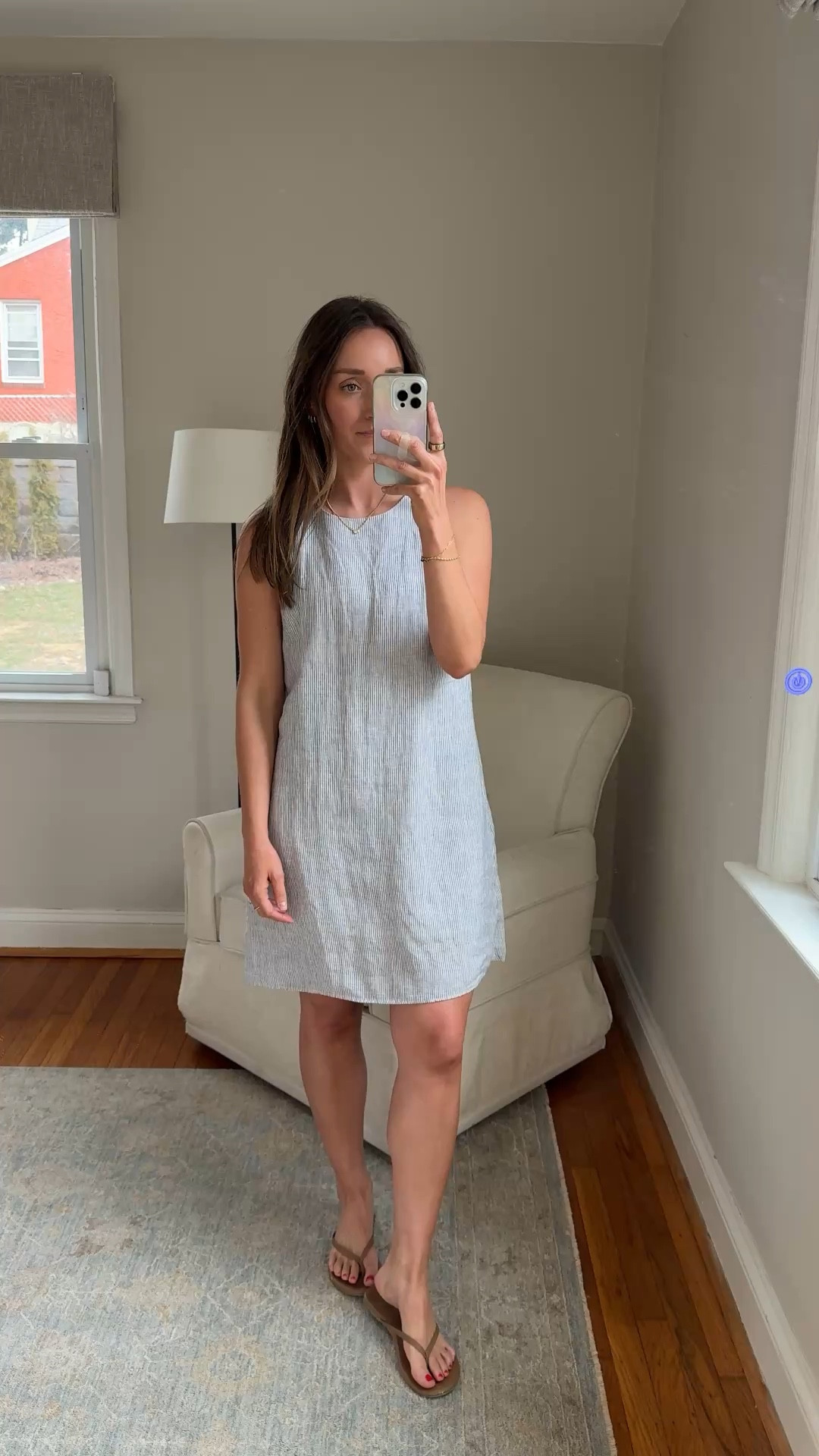 This linen dress is fully lined. I’m wearing an XS. I bought this in two colors and kept this color. 