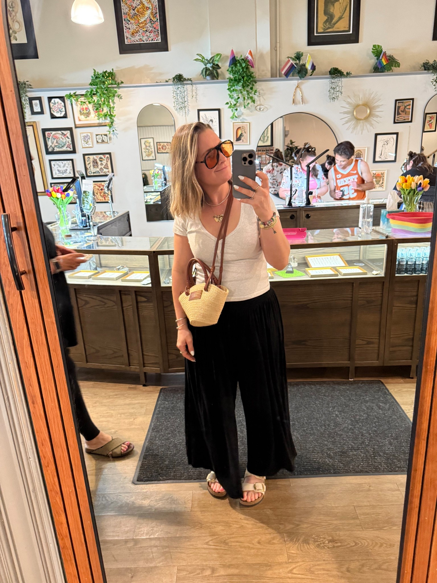 Tennis Necklace & Bracelet -> get 10% off automatically with this link! Or code LAURENP10 💘✨🙏🏼☀️ 
https://www.nikkiedesigns.com/?ref=LaurenPrice 

