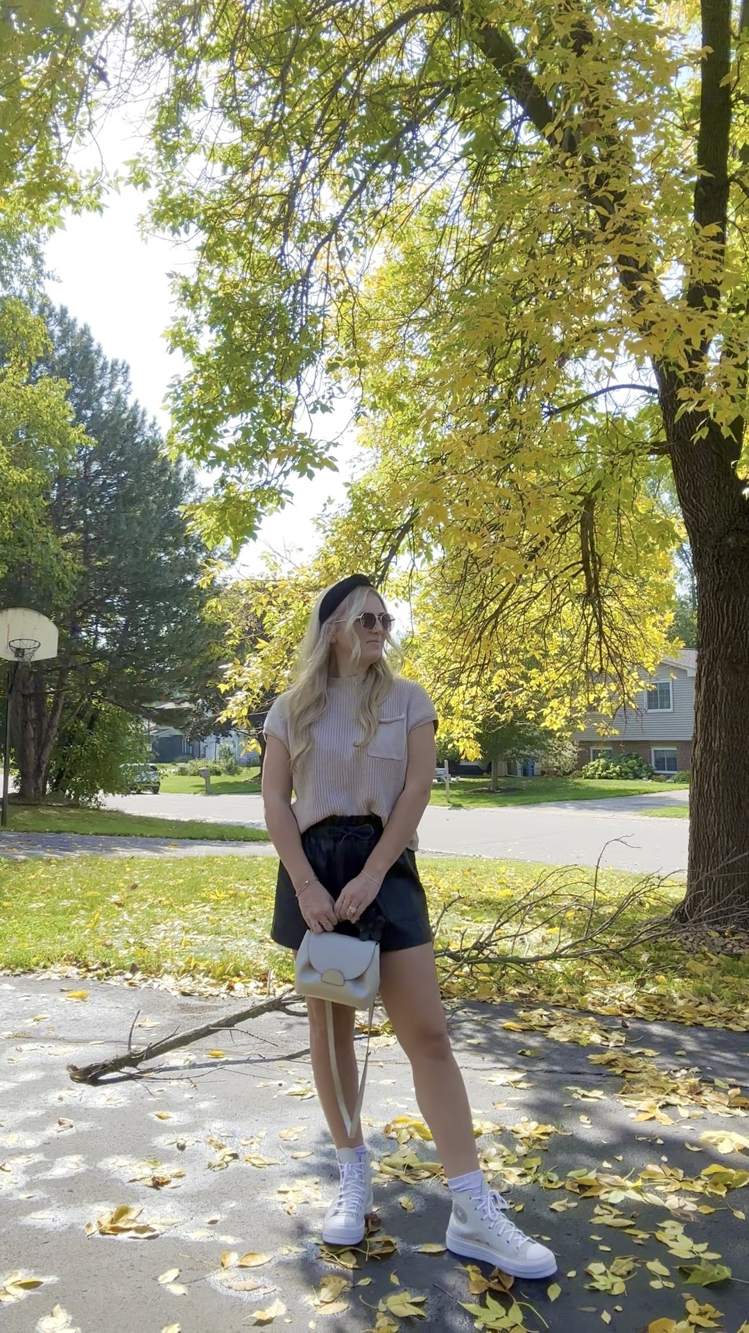 what to wear in the fall when it’s 80 degrees 🥰

#LTKfindsunder50 #LTKstyletip #LTKSeasonal