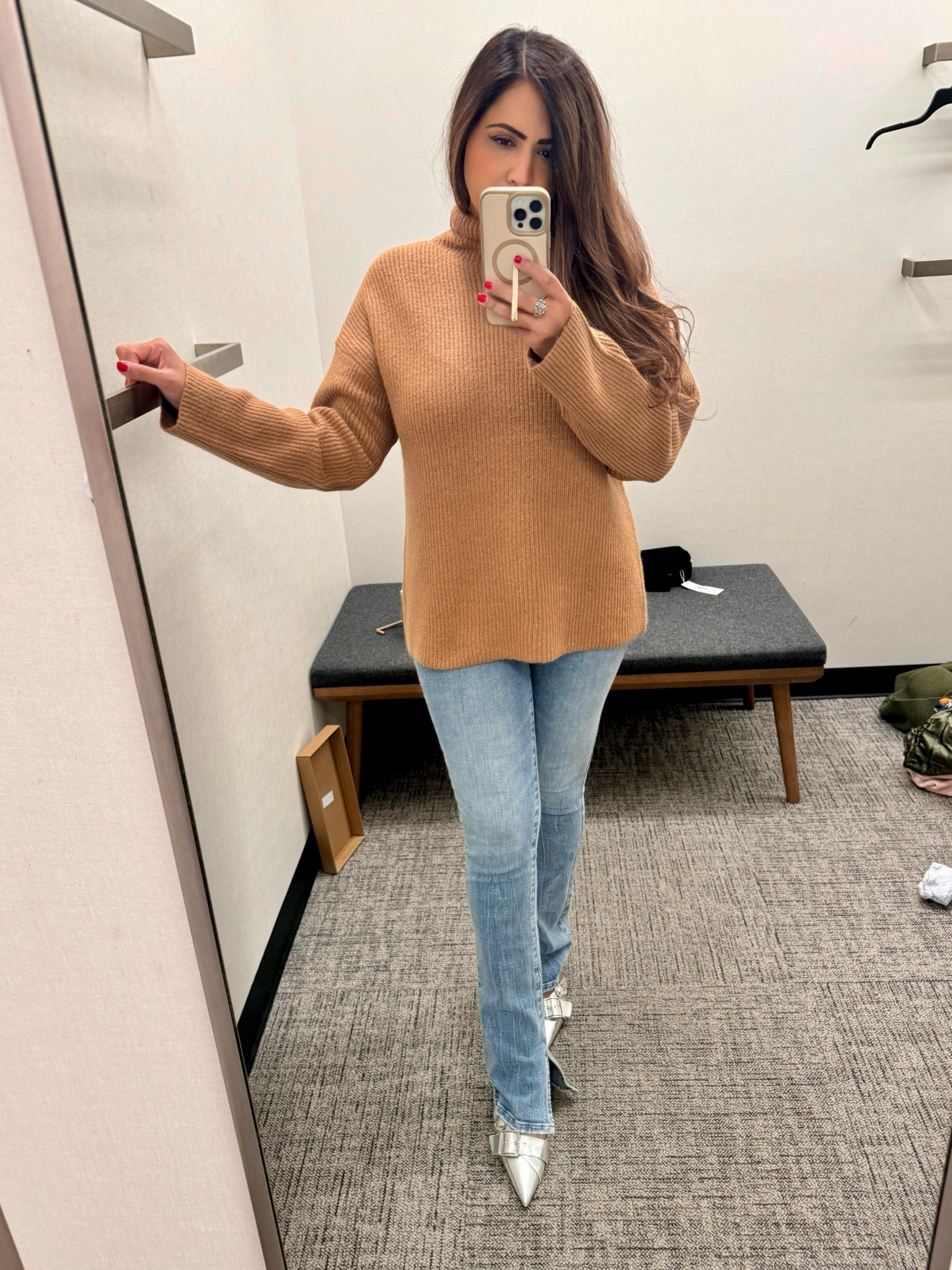 Wearing a small in the the comfiest turtle neck. 

#LTKSummerSales #LTKFindsUnder100 #LTKxNSale