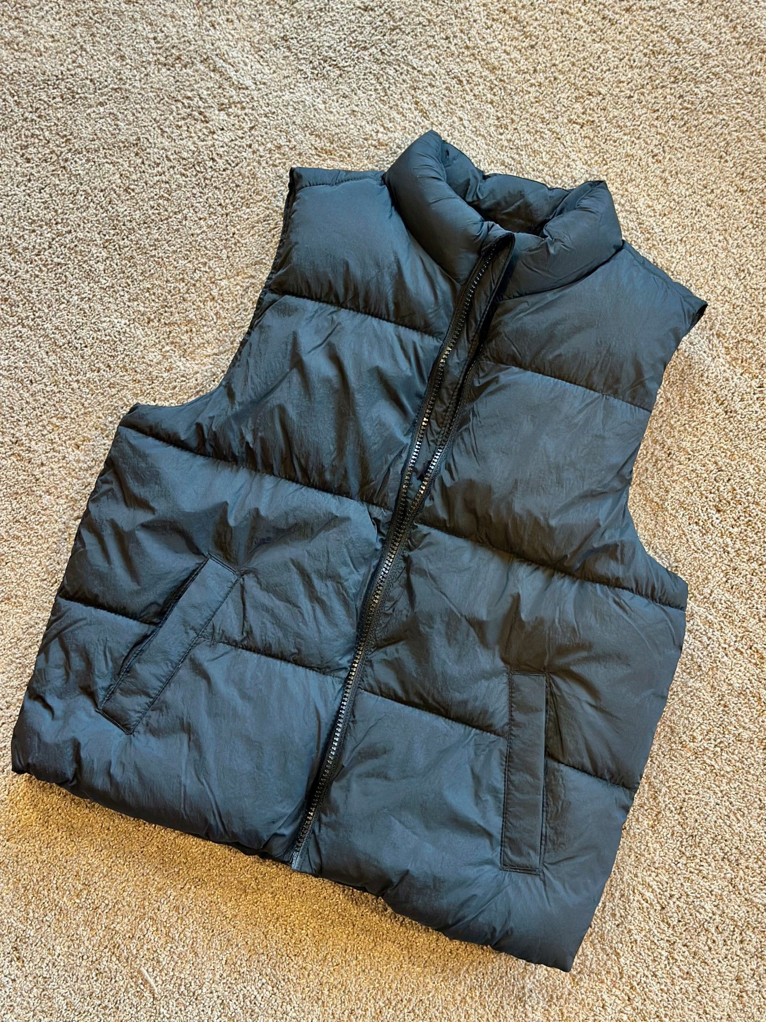 Girls vest! 🖤
#oldnavy #vest #winter #staywarm #kids #girlsvest #like #comment #save #share #follow 

#LTKKids #LTKFindsUnder50