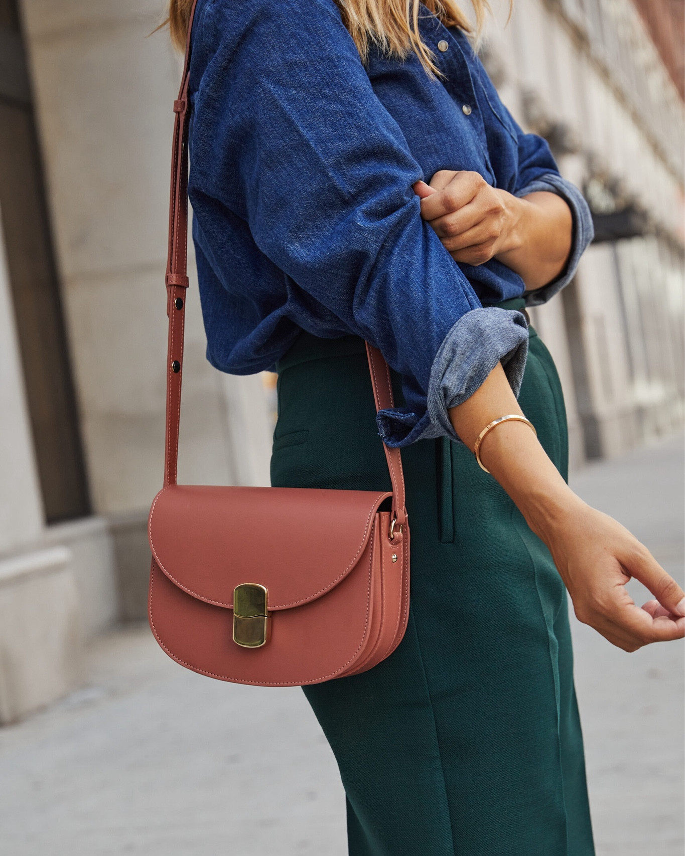 One of my most worn bags, the Claude mini from Sezane

#LTKSeasonal #LTKitbag