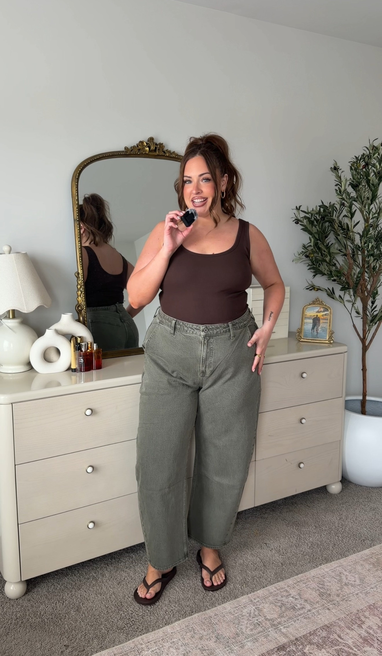 Wearing a size 34L! #AbercrombiePartner @abercrombie

Use code DENIMAF to get an additional 15% off almost everything in stores and online at checkout from August 5, 2026 to August 10, 2026 in
US/CA. Exclusions apply. See details online. 

 