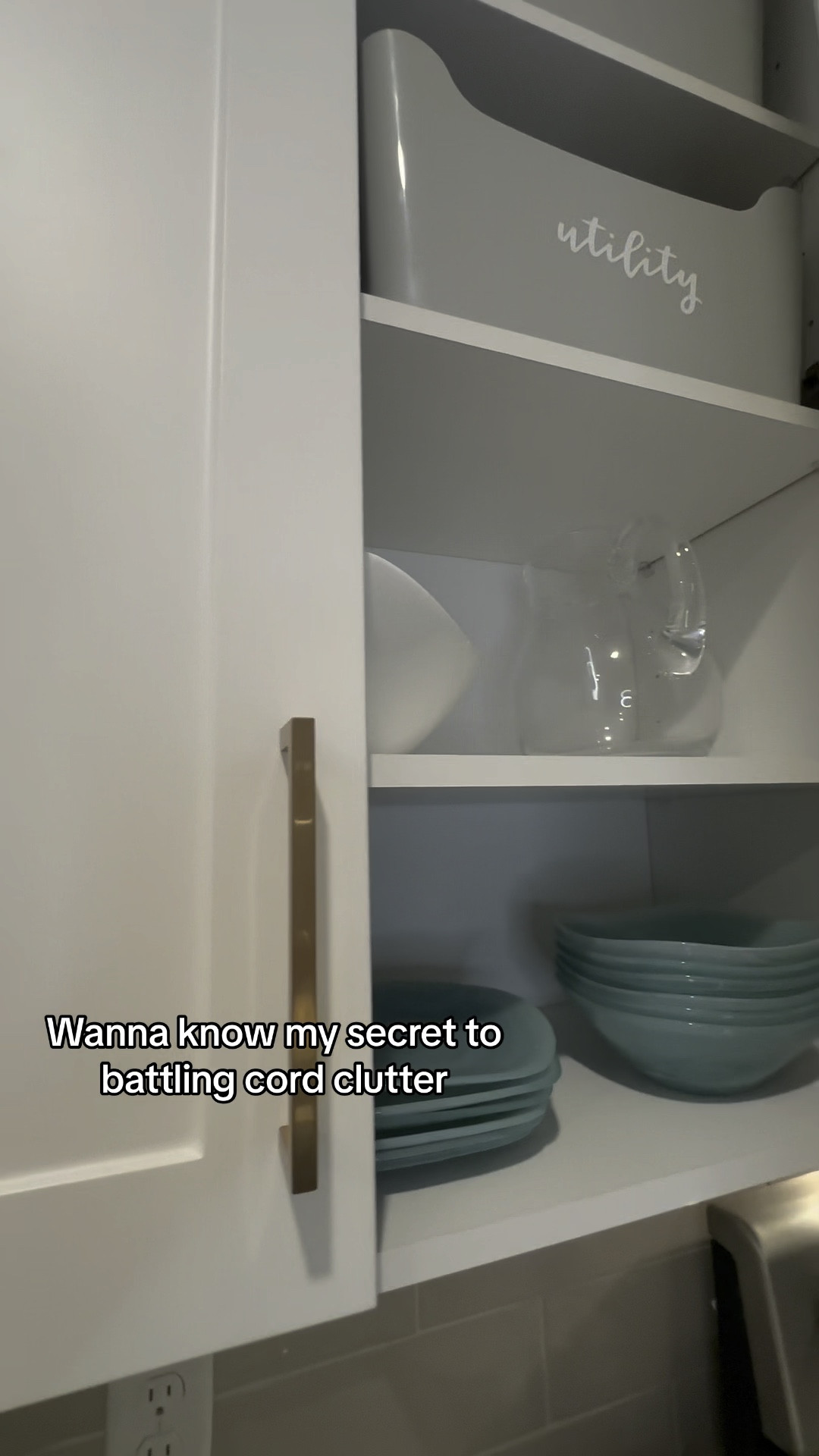 The easiest and most inexpensive way to control cord clutter lies in the power of a little roll of velcro!

#homeorganization #storage

#LTKVideo #LTKHome #LTKFamily