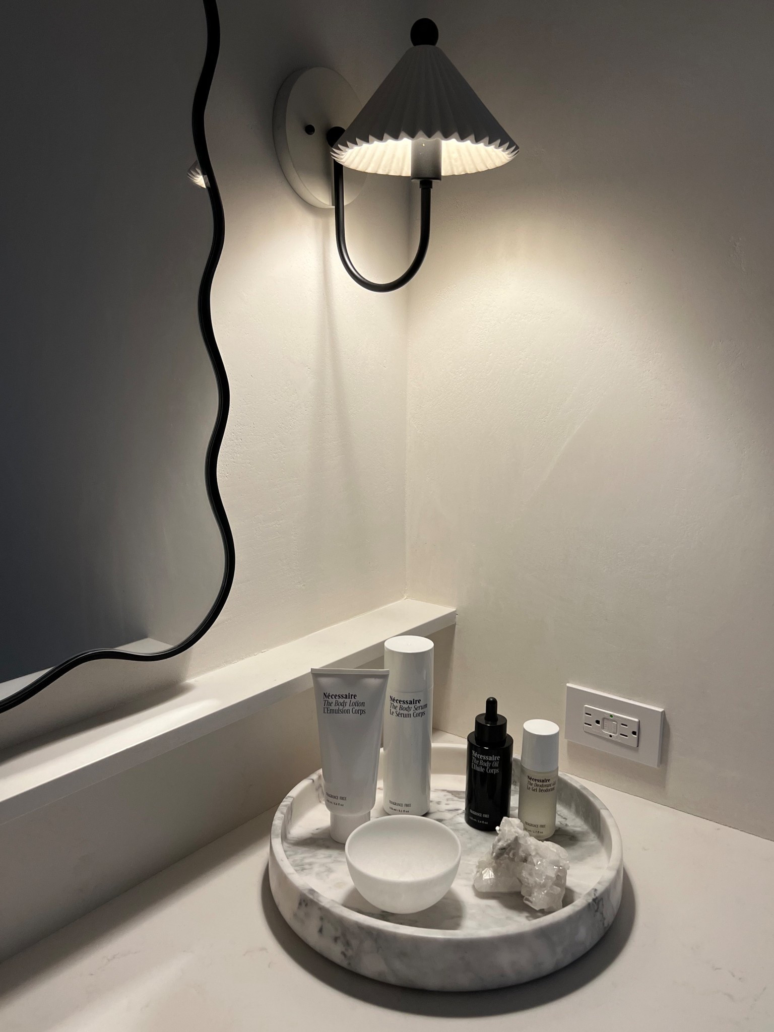 bathroom accessories 🖤

neutral interior design | neutral interior decor | neutral home decor | bathroom counter styling | marble tray | necessaire | 

#LTKStyleTip #LTKFindsUnder50 #LTKHome