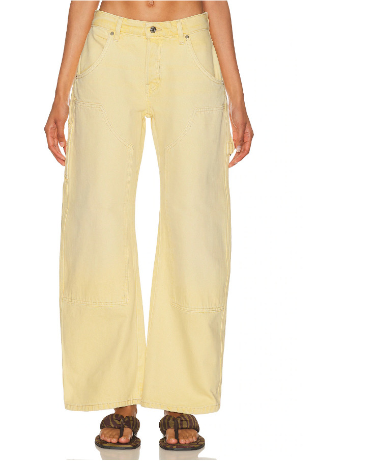 Create a trendy, effortless look with carpenter jeans paired with a simple top and sneakers or heels. Perfect for casual days and street style outfits.

#OutfitIdeas #StreetStyleWomen #DenimLook #FashionInspo #EverydayStyle #ChicStyle 

 #LTKgrwm #LTKootd #LTKPetite